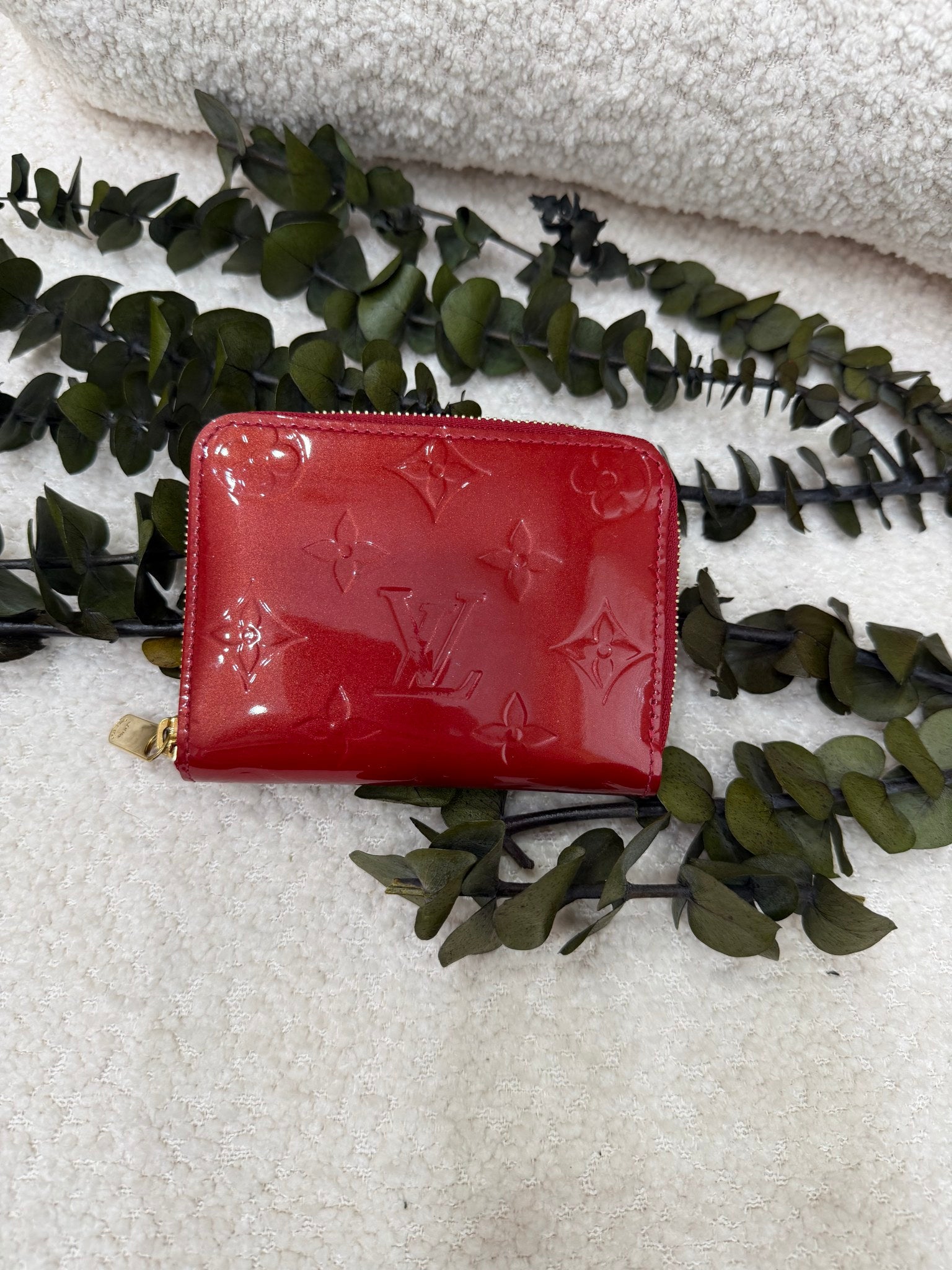 Louis Vuitton Red Vernis Compact Zippy Wallet 