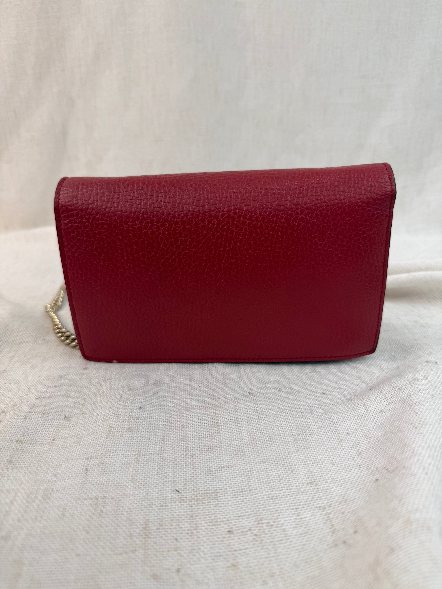 Gucci Red Leather Interlocking G Wallet On Chain Bag