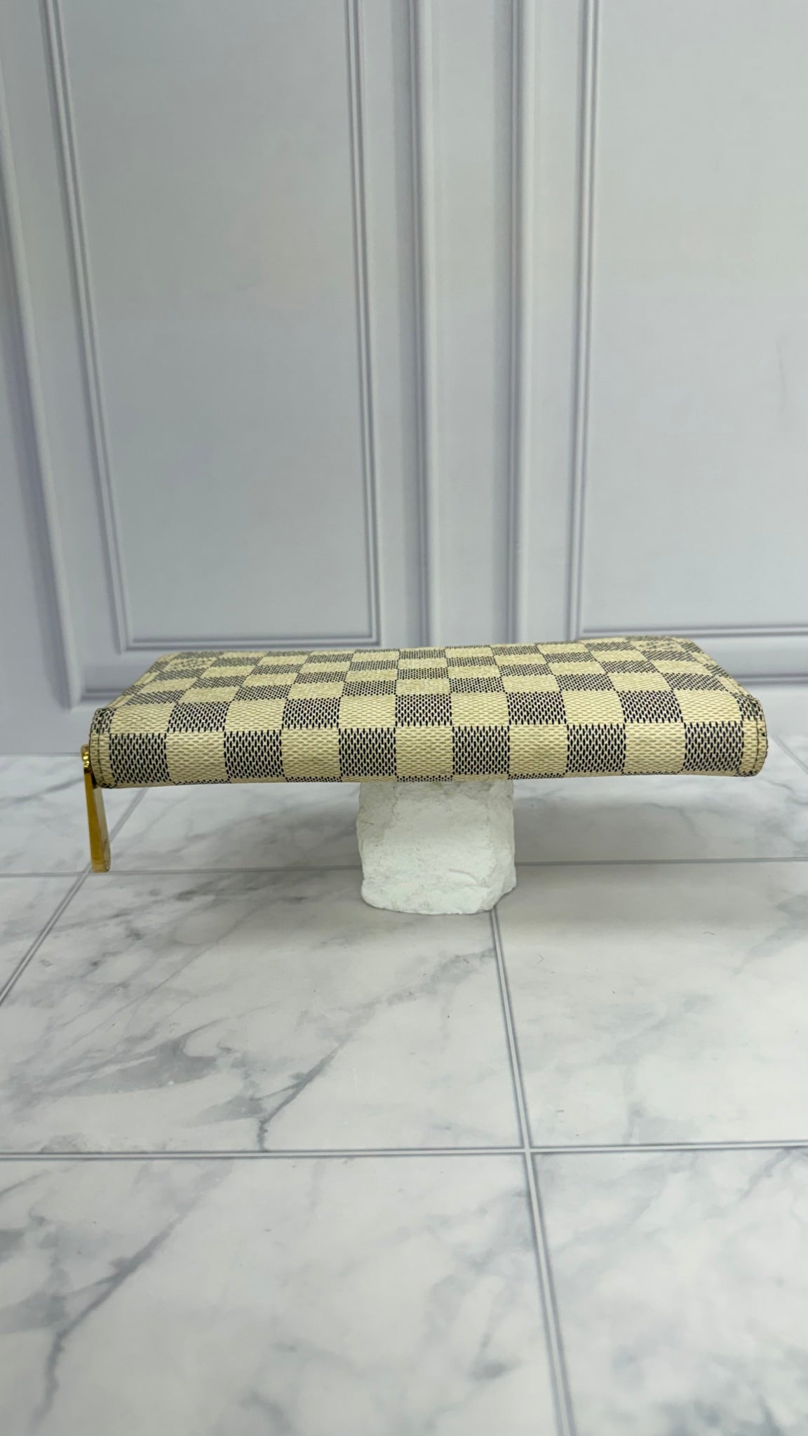 Louis Vuitton Damier Azur Rose Ballerine Zippy Wallet 