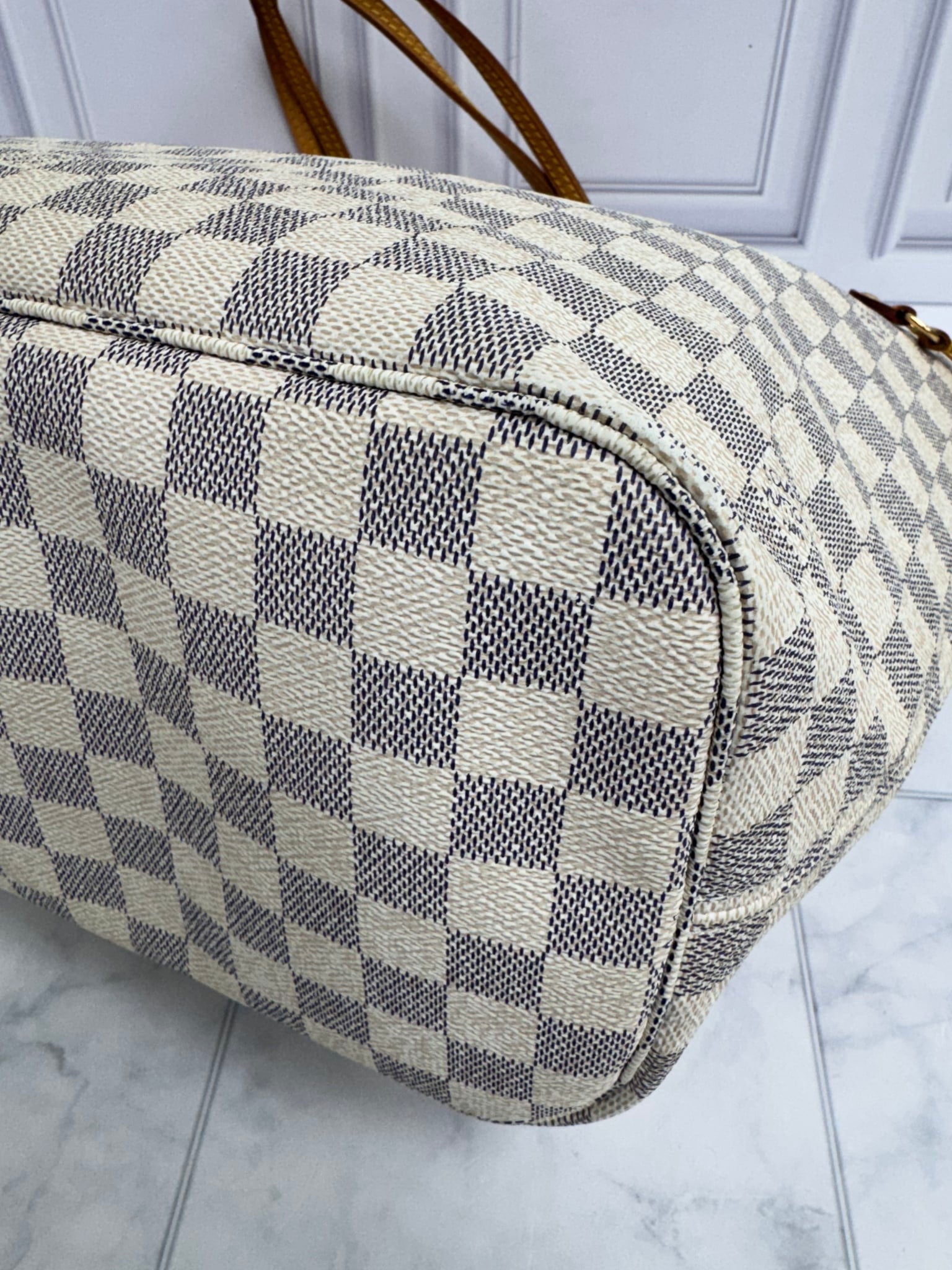 Louis Vuitton Damier Azur Neverfull Tote Bag MM