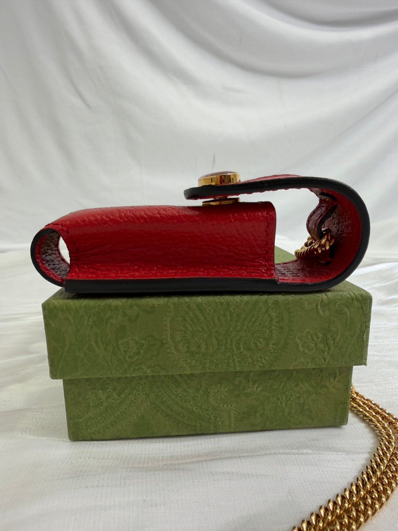 LIKE NEW Gucci Red Leather Lipstick Case On Chain 