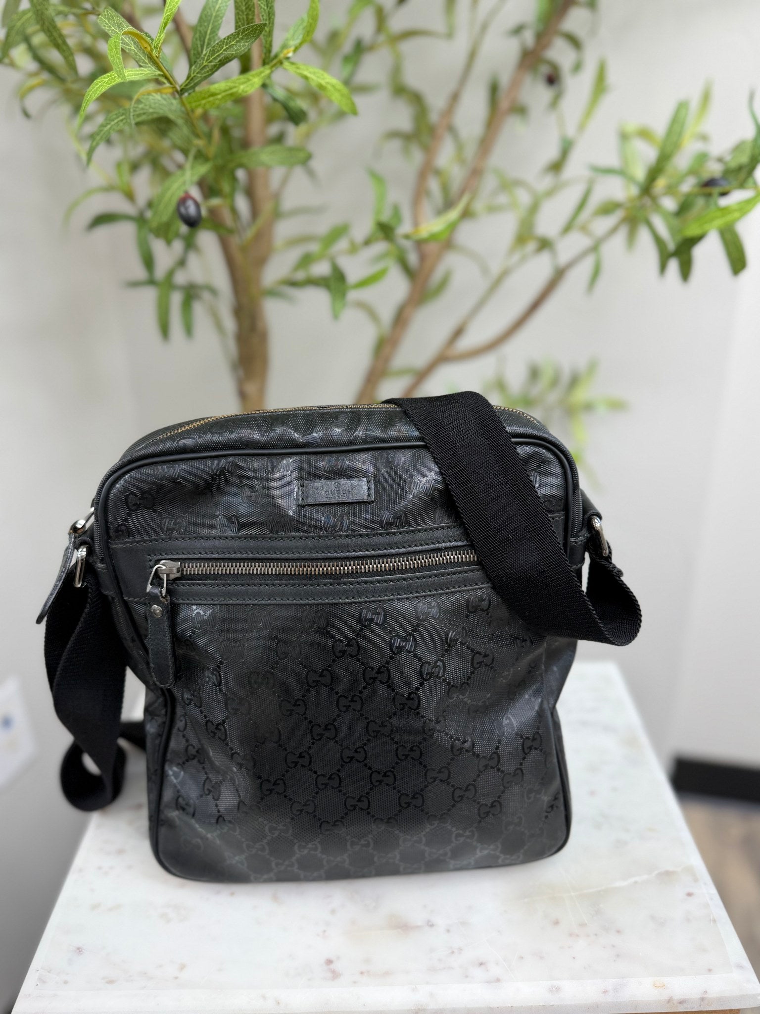 Gucci Black Coated Canvas GG Imprime Messenger Bag