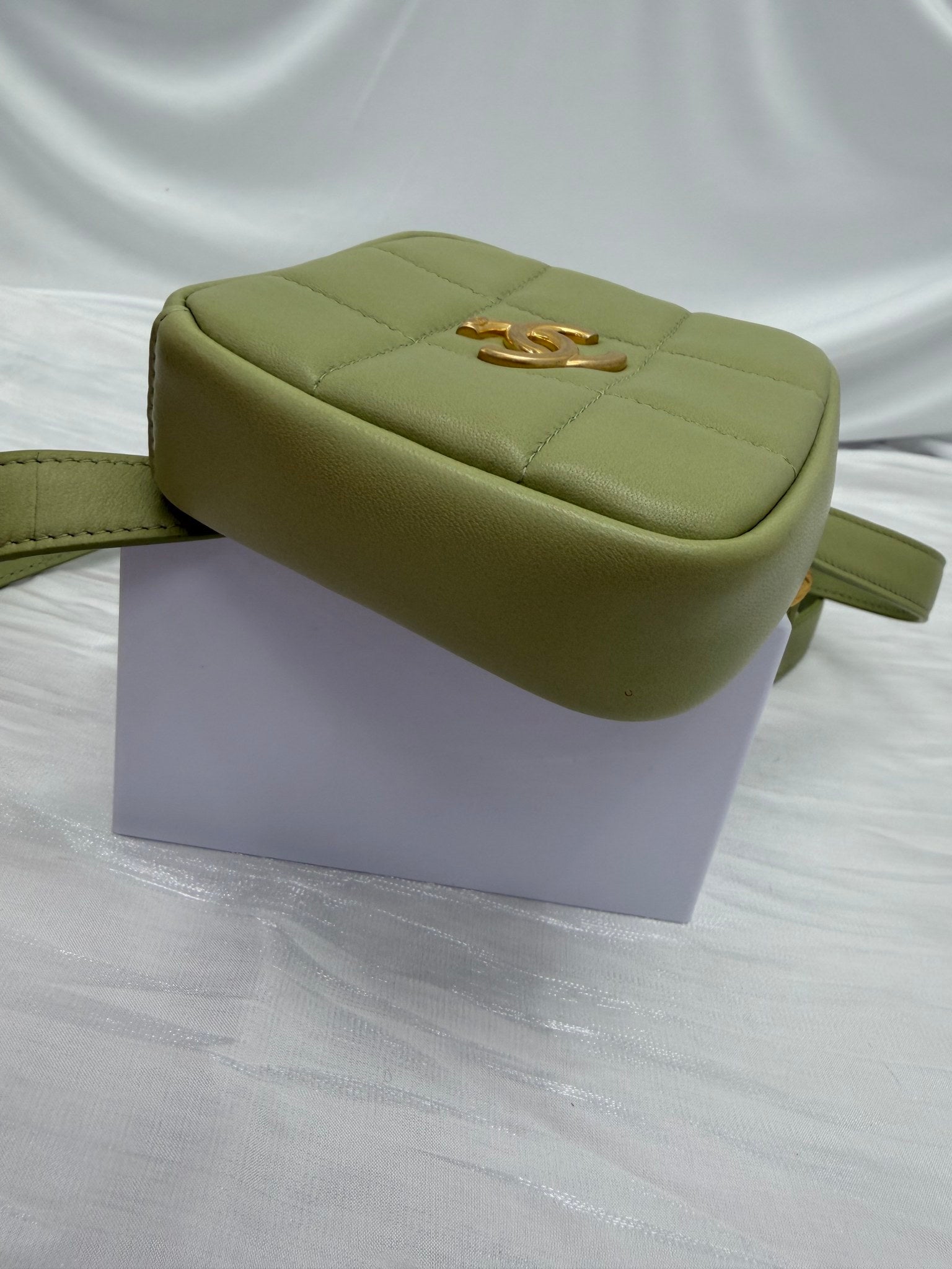 Chanel Green Lambskin Quilted Dimond Waist Bag