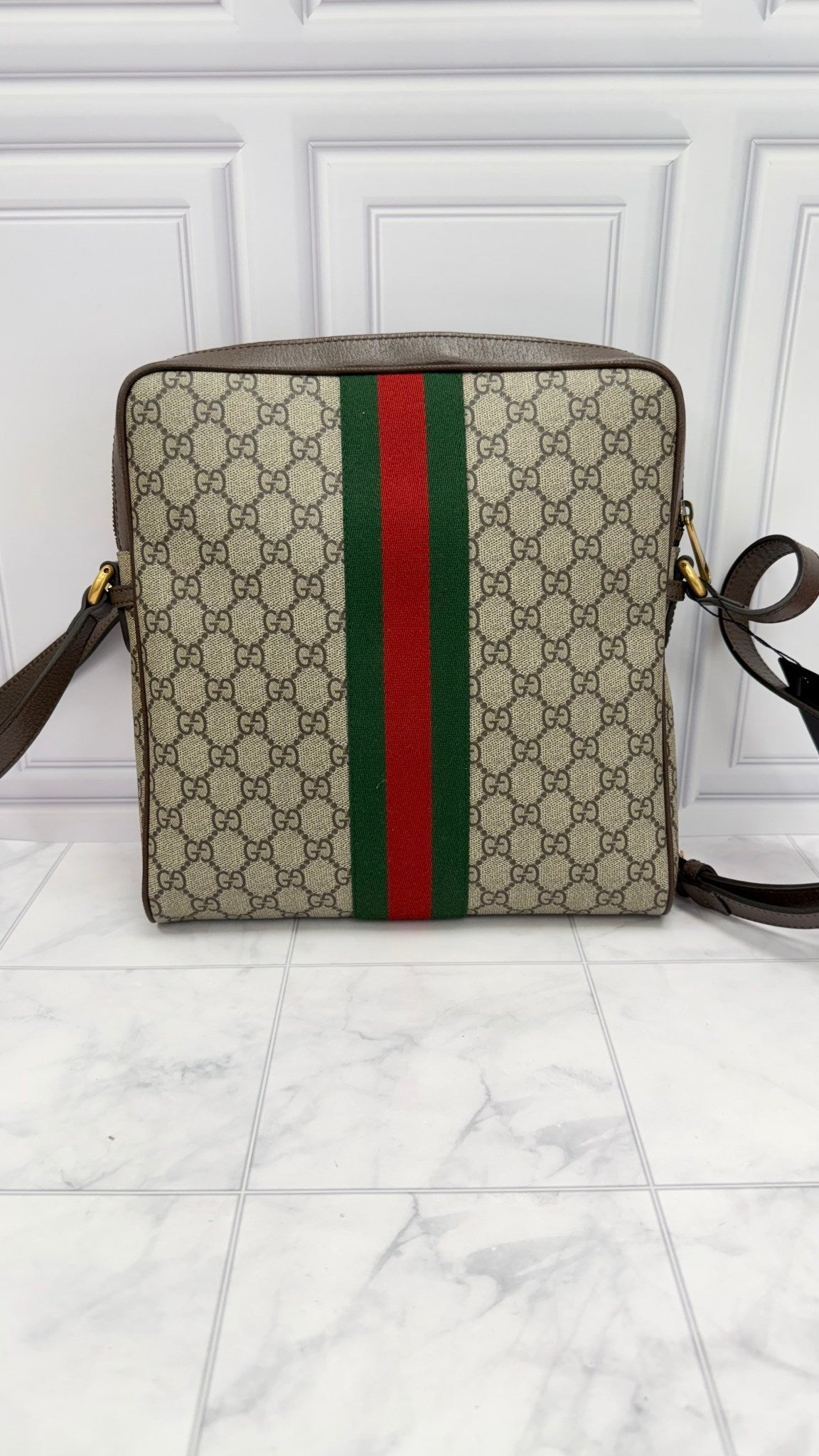 Gucci Brown GG Supreme Canvas Medium Ophidia Messenger Bag