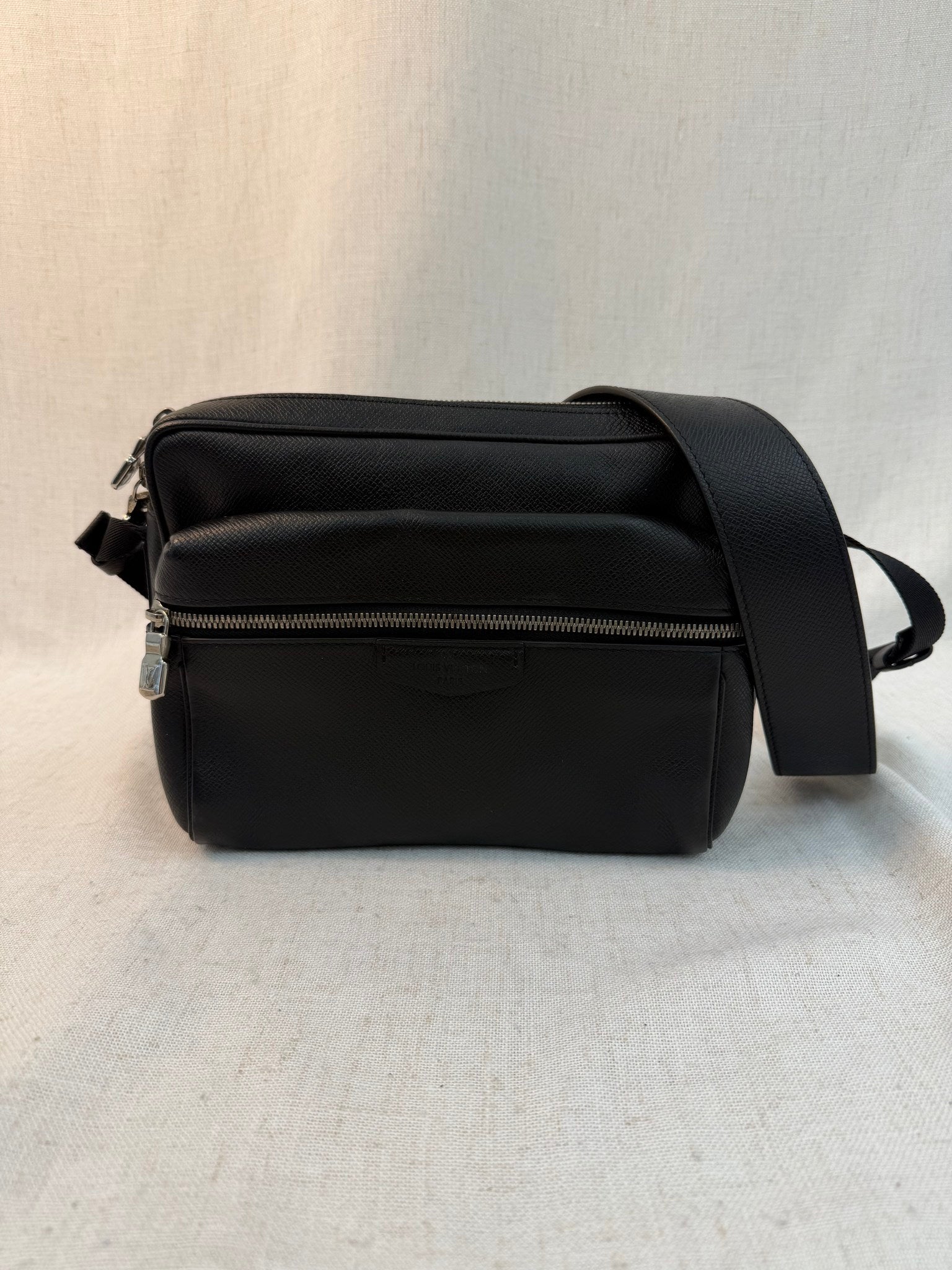 Louis Vuitton Black Leather Outdoor Messenger Bag 