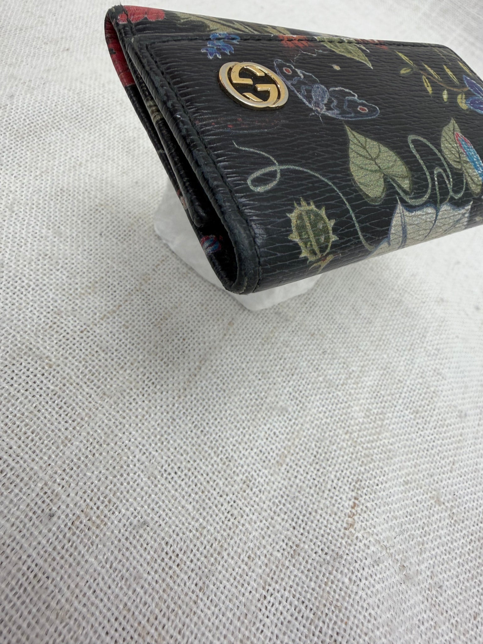 Gucci Black Floral 6 Key Ring Holder