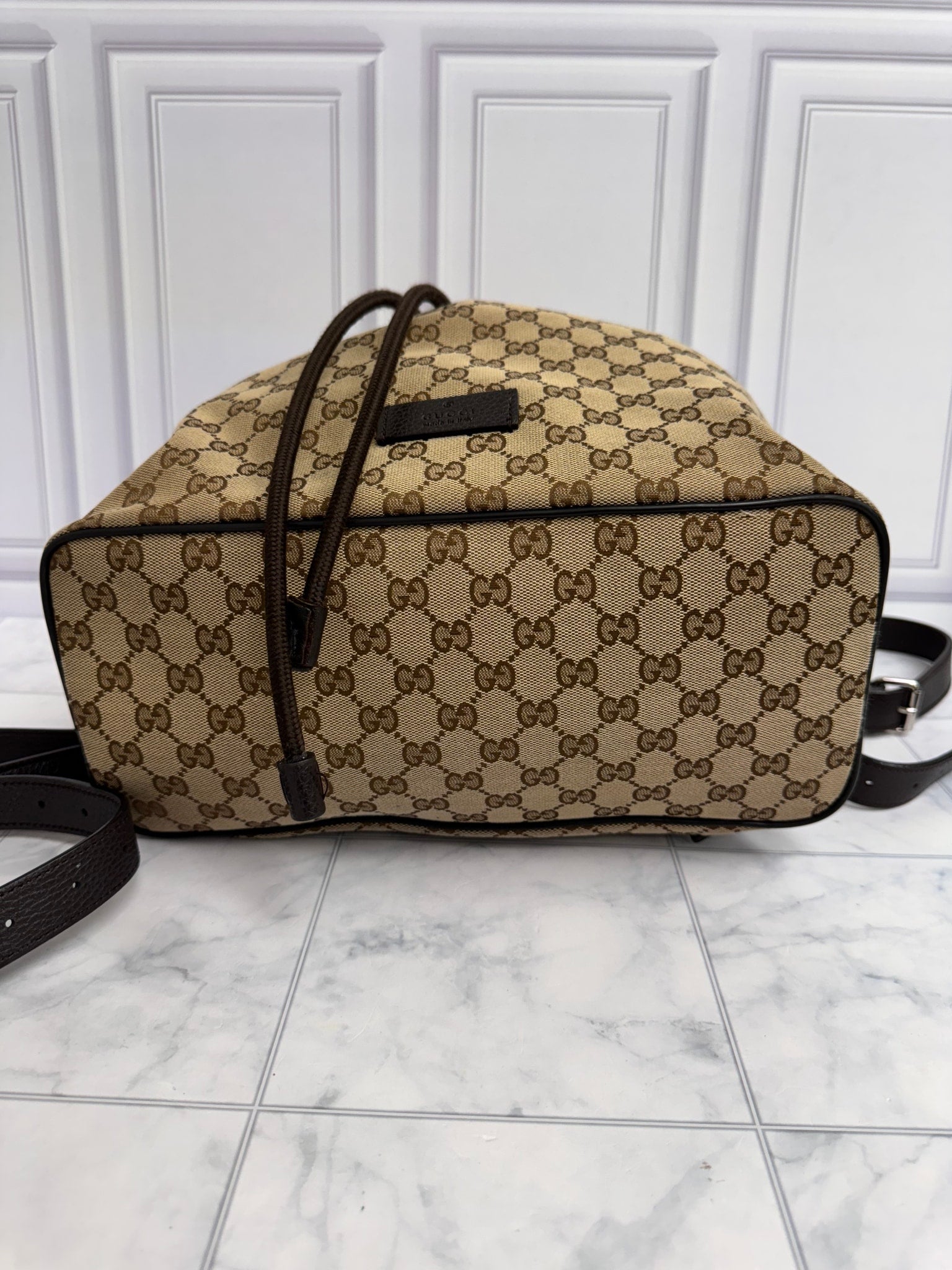 Gucci GG Supreme Canvas Drawstring Backpack