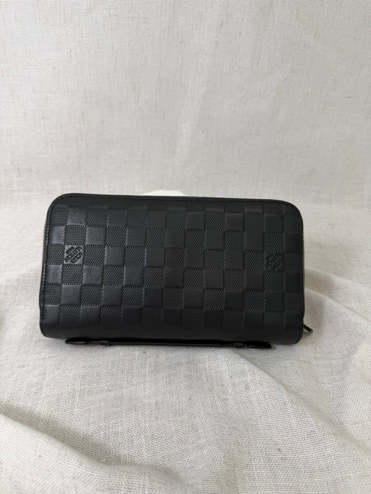 Louis Vuitton Black Damier Infini Leather XL Travel Zippy Wallet 