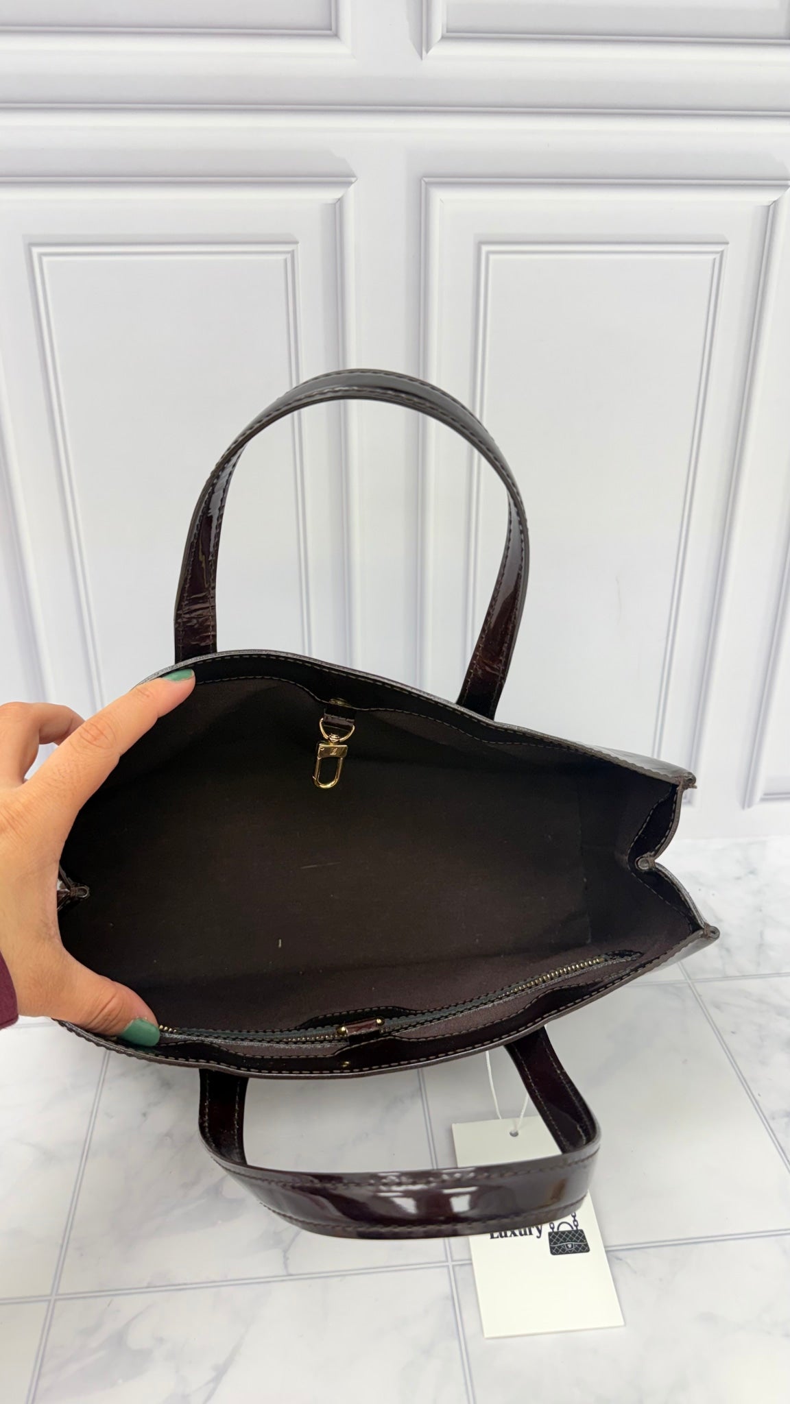 Louis Vuitton Amarante Vernis Leather Wilshire PM Handbag 