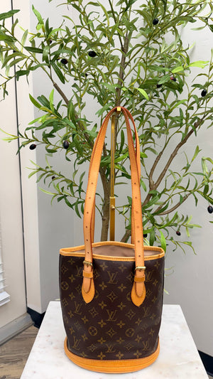Louis Vuitton Monogram Petit Bucket PM Shoulder Bag