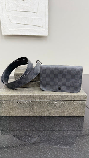 Louis Vuitton Damier Graphite Belt Bag (90/36)
