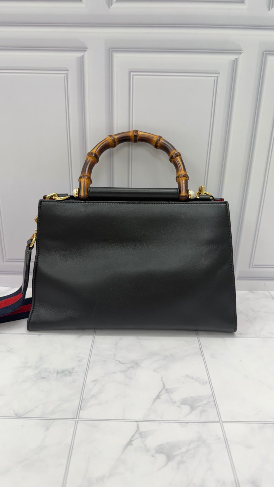Gucci Black & Red Leather Top Handle Bamboo Nymphaea 2way Bag