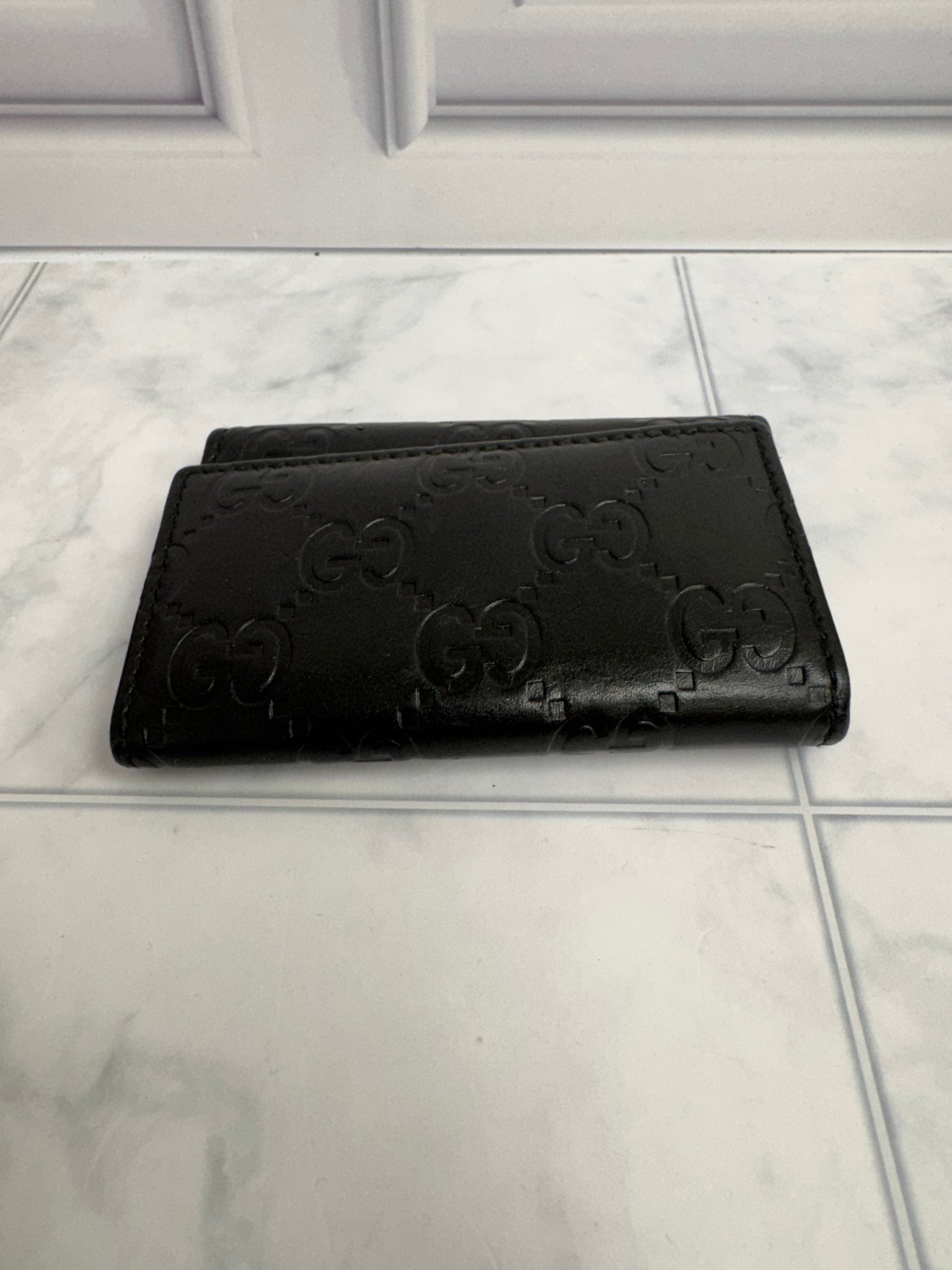 Gucci Black GG Embossed Leather 6 Key Case