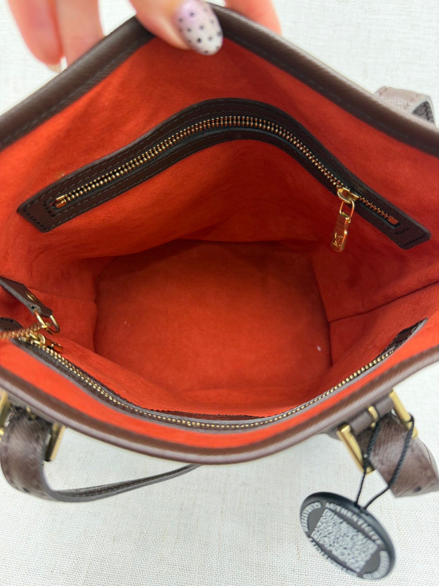 Louis Vuitton Damier Ebene Marais Bucket Bag