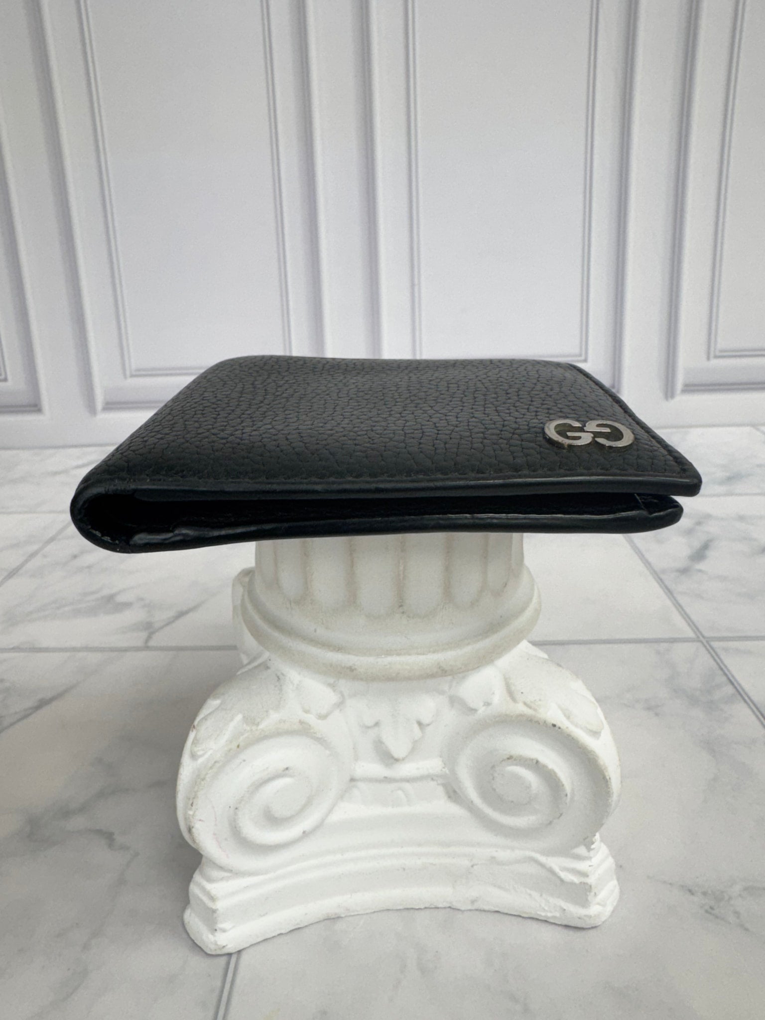 Gucci Black Grained Leather Bifold Wallet