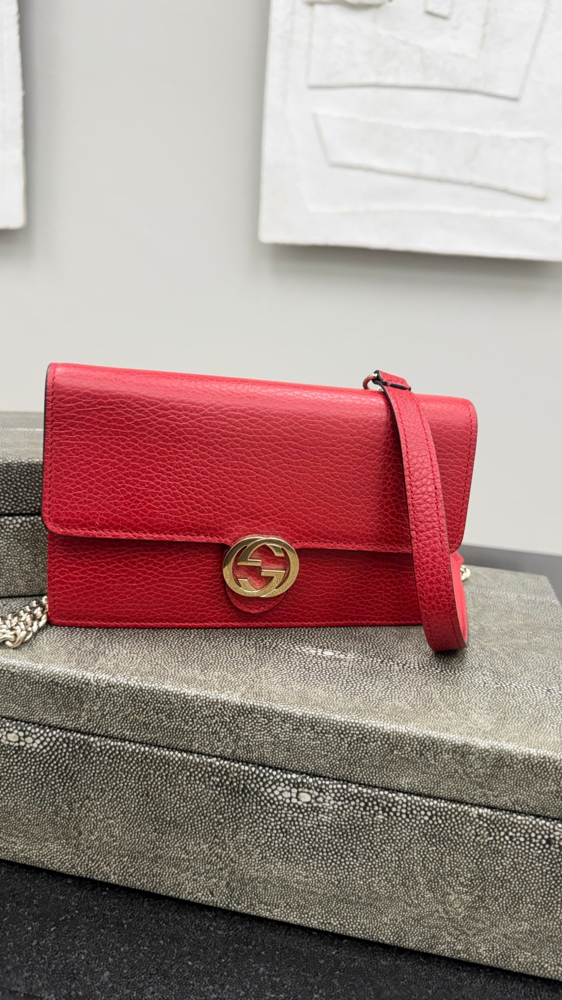 Gucci Red Grained Leather Interlocking G Wallet On A Chain