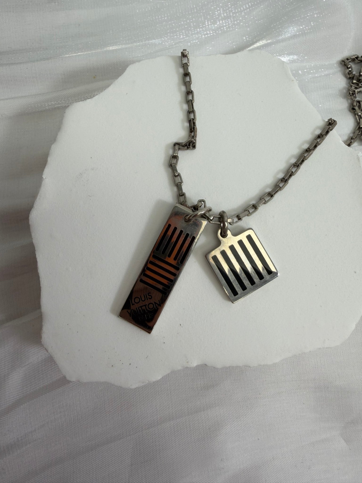 Louis Vuitton Silver Pendant Necklace 