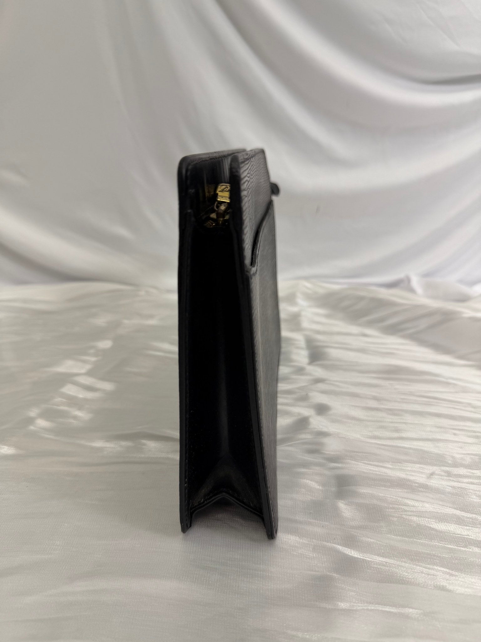 Louis Vuitton Black Epi Pochette Homme Clutch