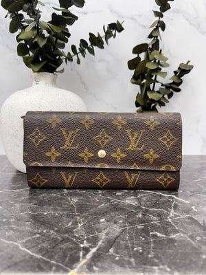 Louis Vuitton Monogram Sarah Wallet