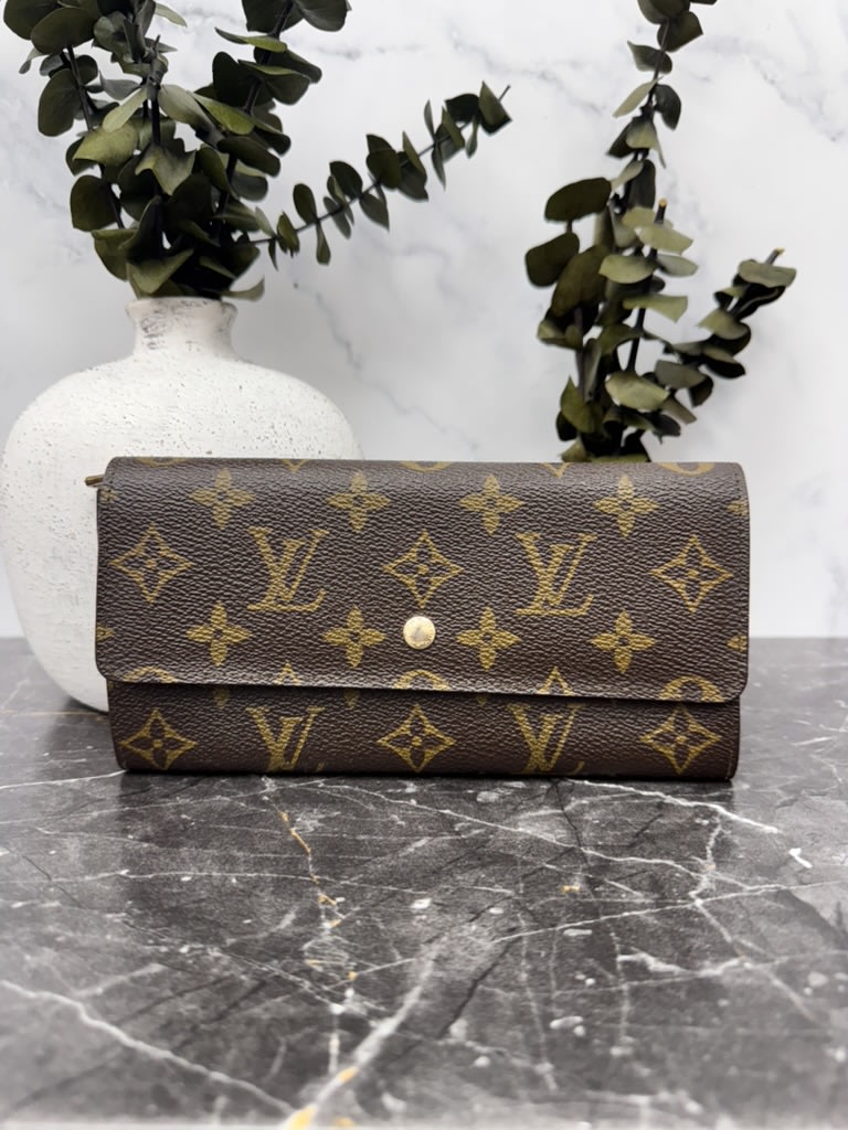 Louis Vuitton Monogram Sarah Wallet