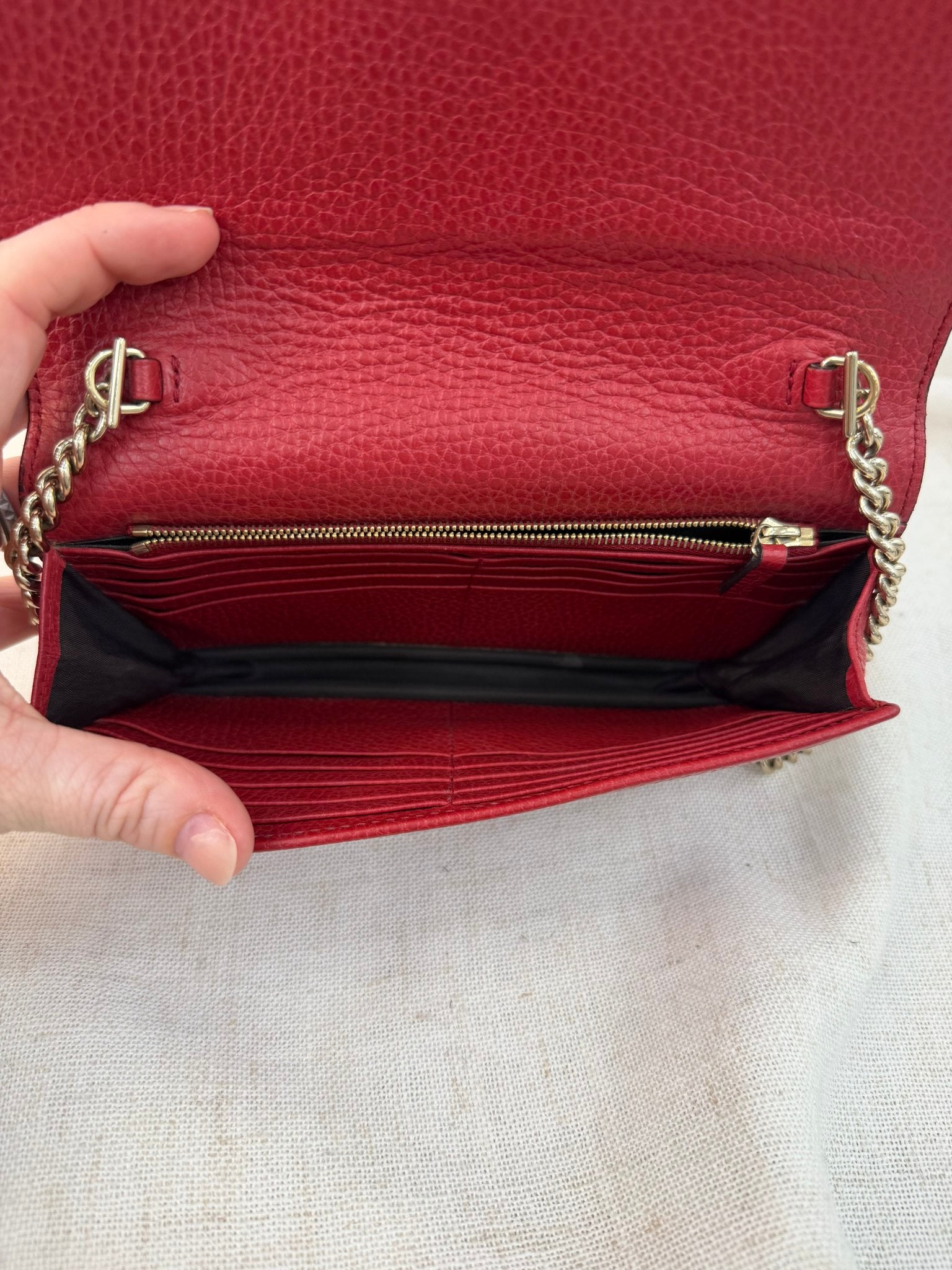 Gucci Red Leather Interlocking G Wallet On Chain Bag