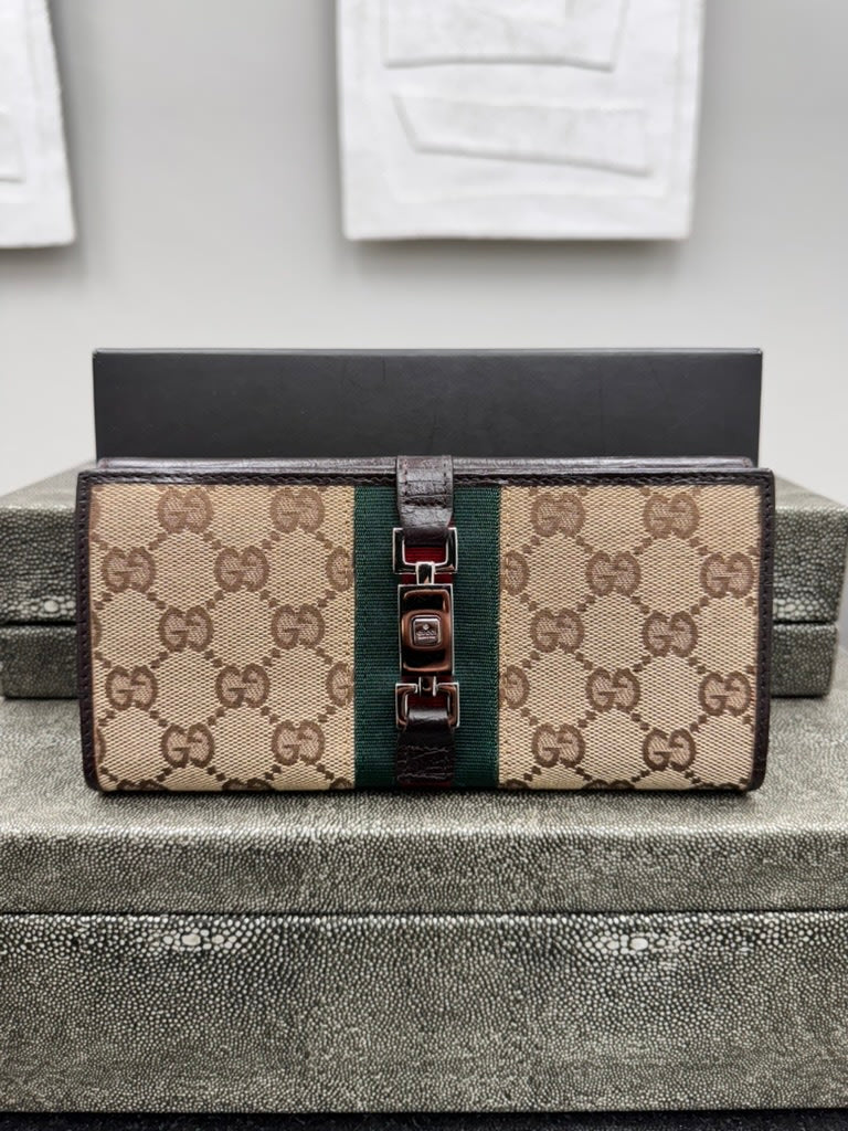 Gucci GG Canvas Sherry Line Jackie Long Wallet