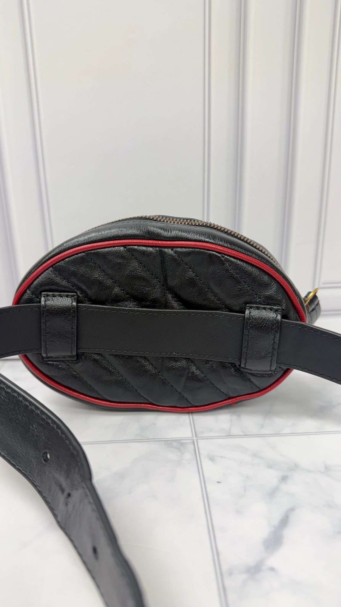 Gucci Black Leather GG Marmont Belt Bag Size 85