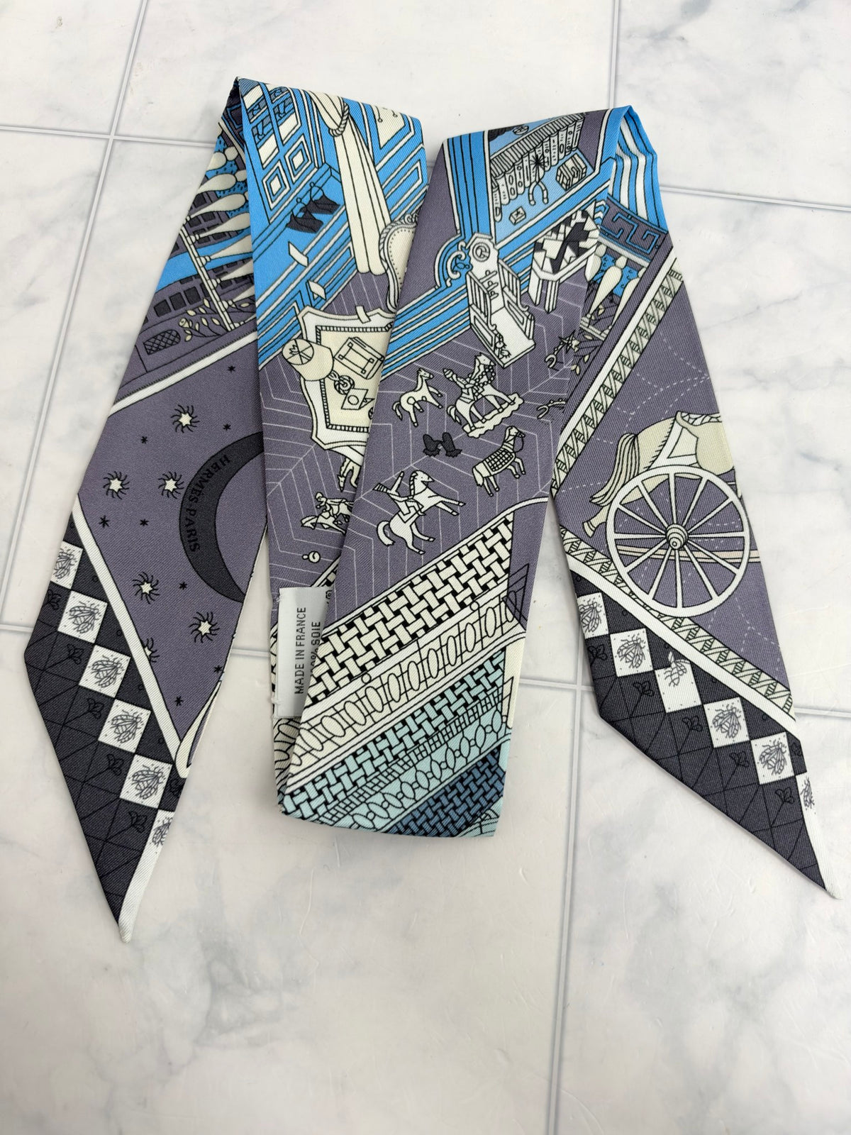 Hermes Blue & Grey Silk Objets De Curiosite Twilly 