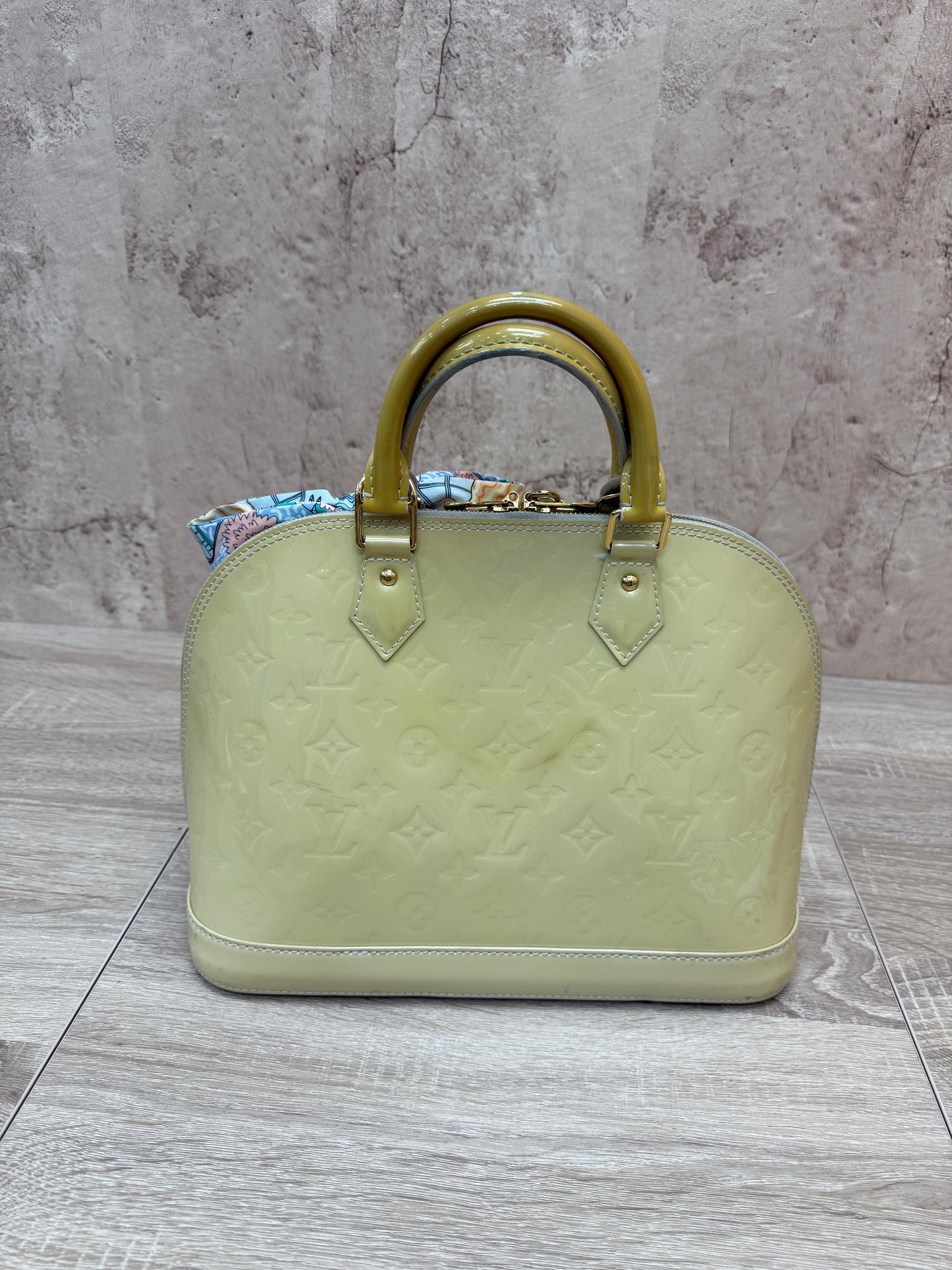 Louis Vuitton Butter Yellow Vernis Alma PM 