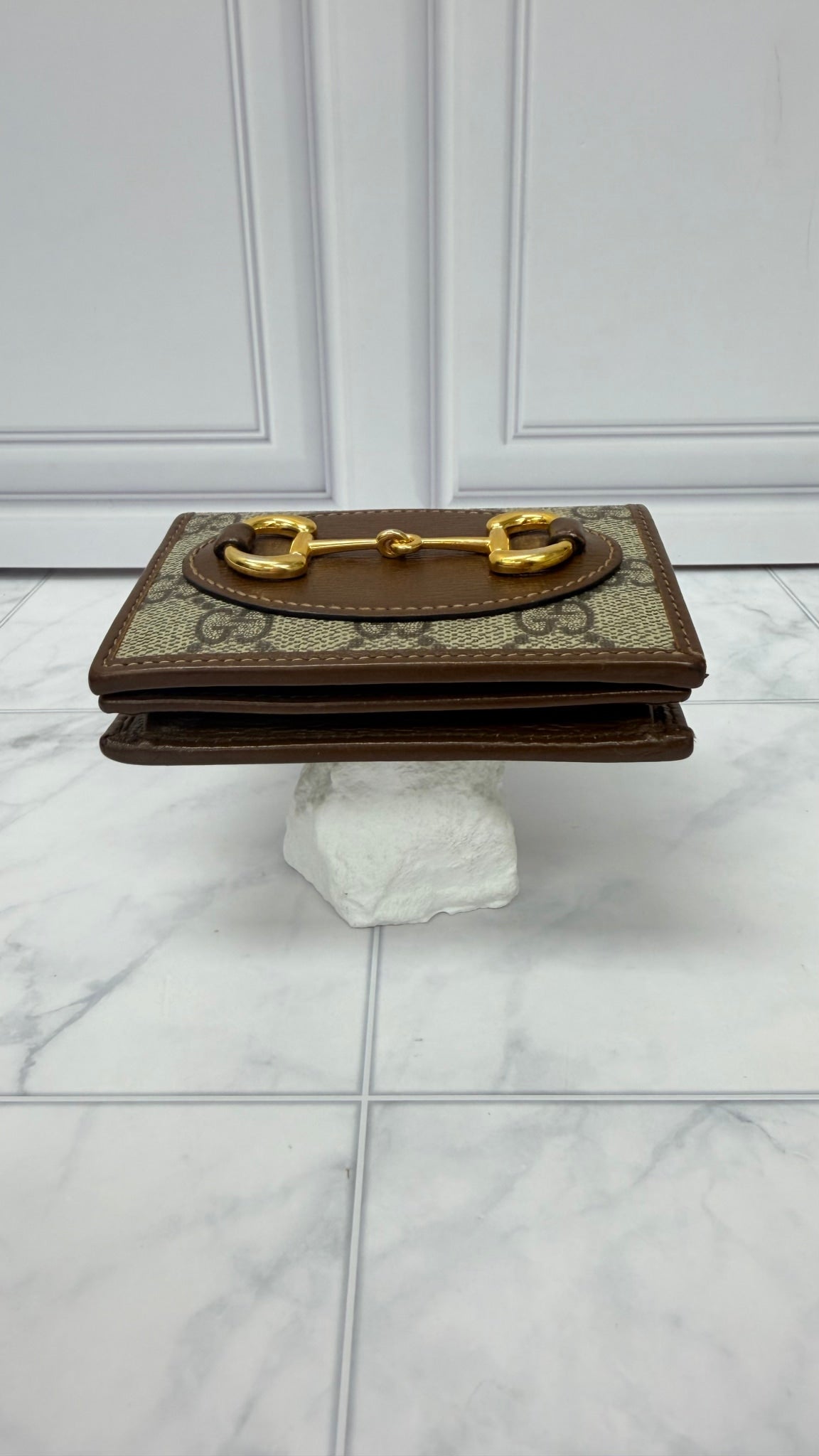 Gucci GG Supreme Horsebit Compact Wallet 