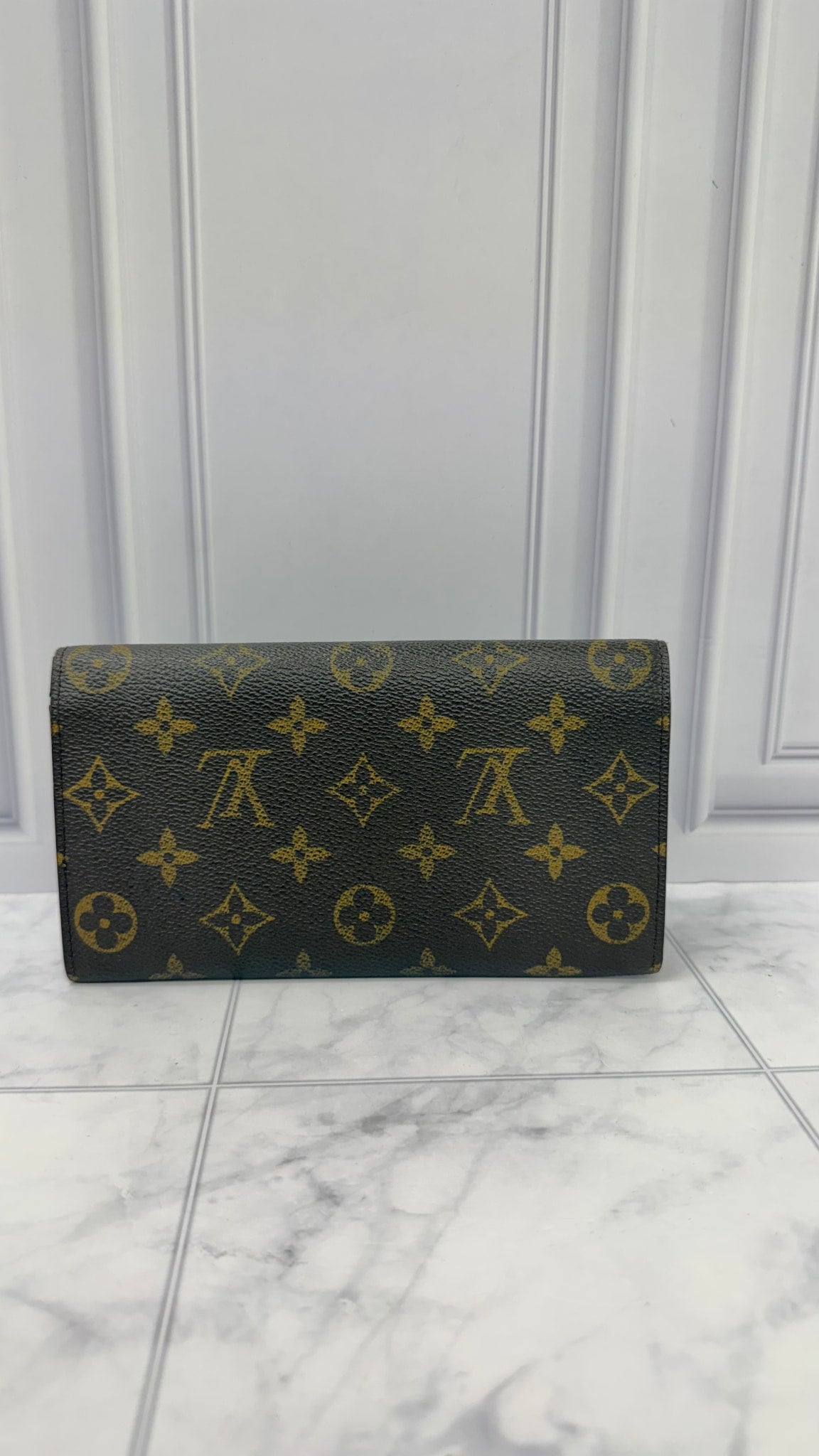 Louis Vuitton Monogram Sarah Wallet 