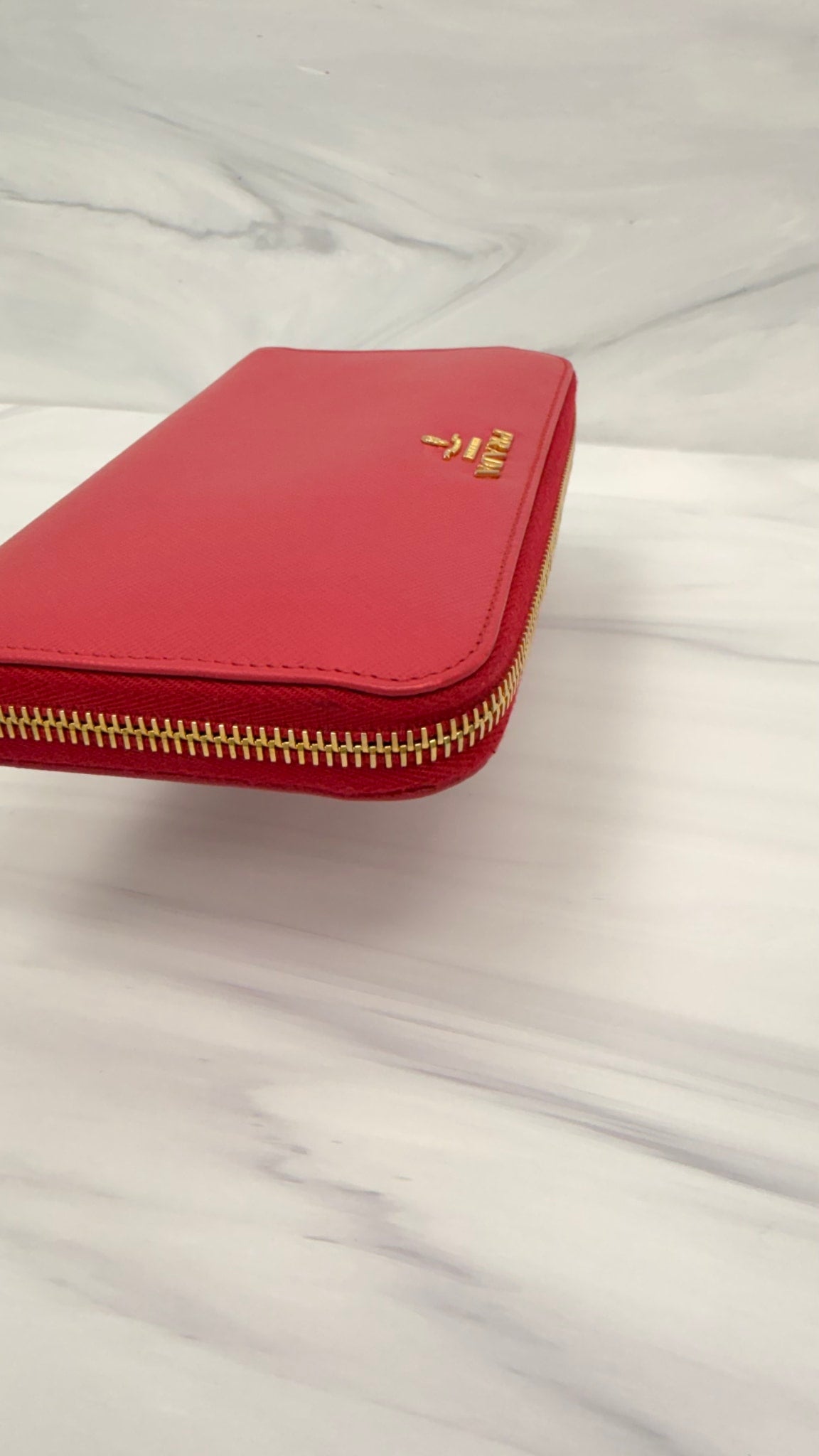 LIKE NEW - Prada Pink Saffiano Leather Zippy Wallet