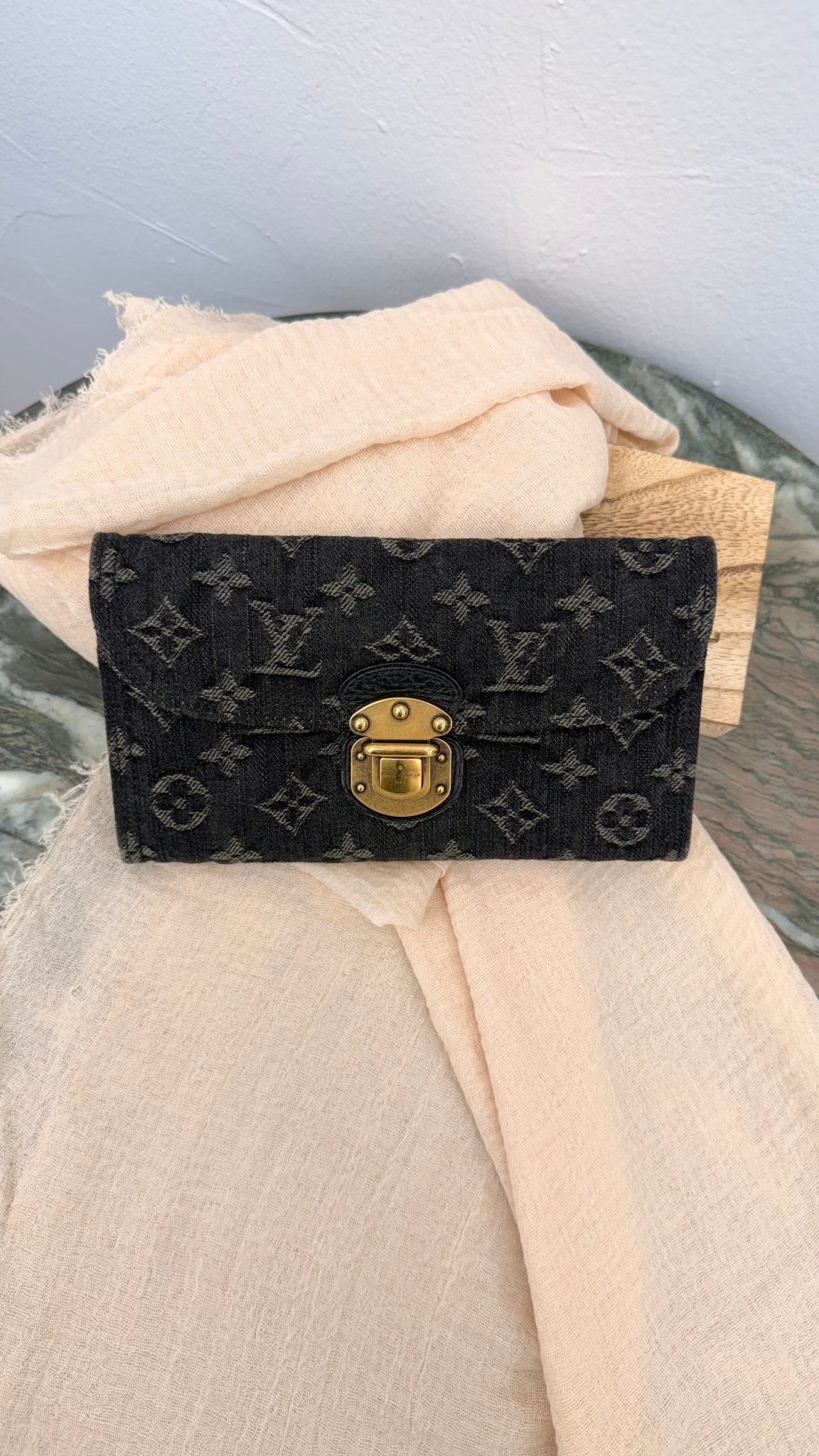 Louis Vuitton Monogram Black Denim Amelia Wallet