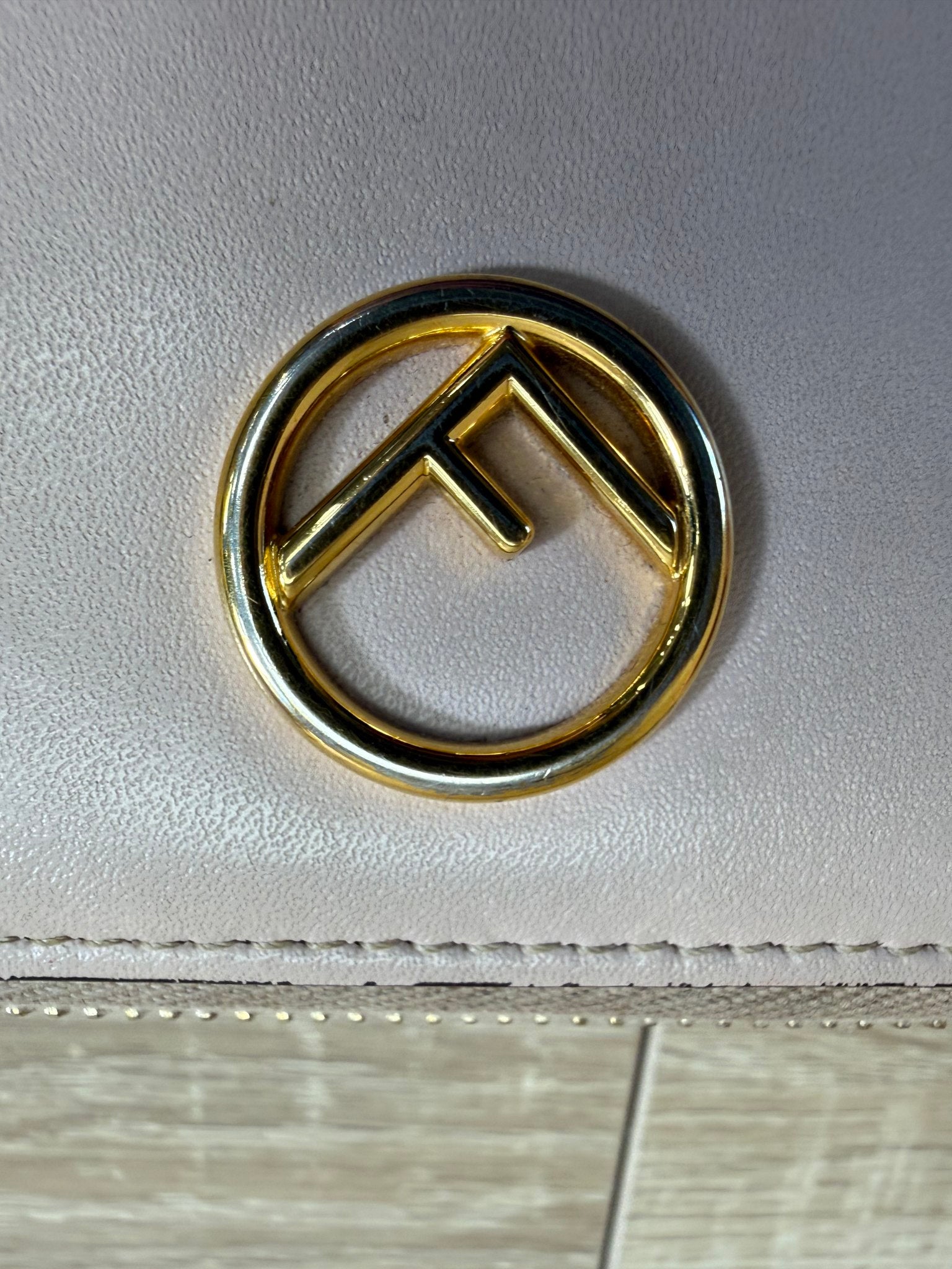 https://res.cloudinary.com/dyql5hig8/image/upload/v1758306355/cjjfczeas14nfpang6kt.jpg