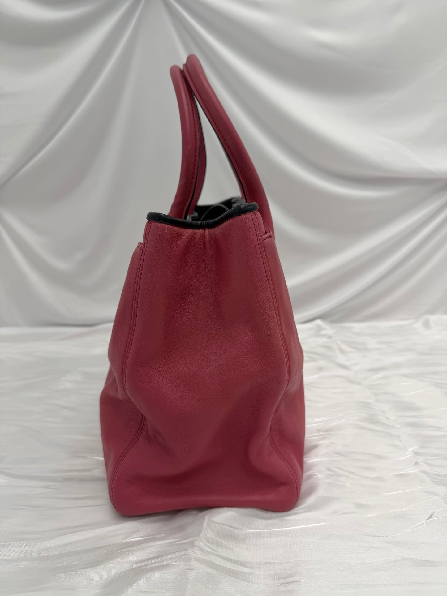 https://res.cloudinary.com/dyql5hig8/image/upload/v1759519798/clupqebiulhqvtayszpt.jpg