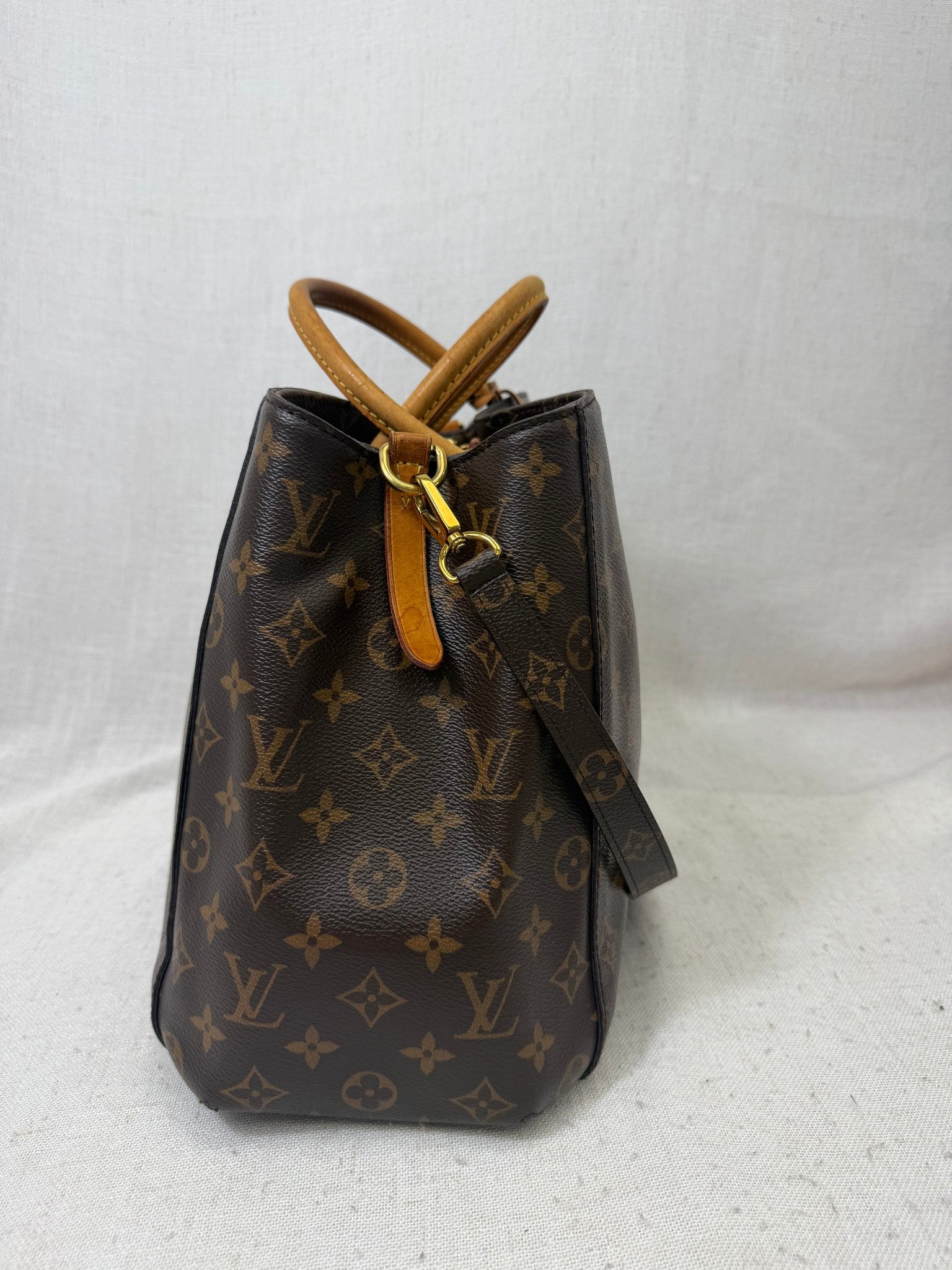 Louis Vuitton Monogram Montaigne GM  Bag