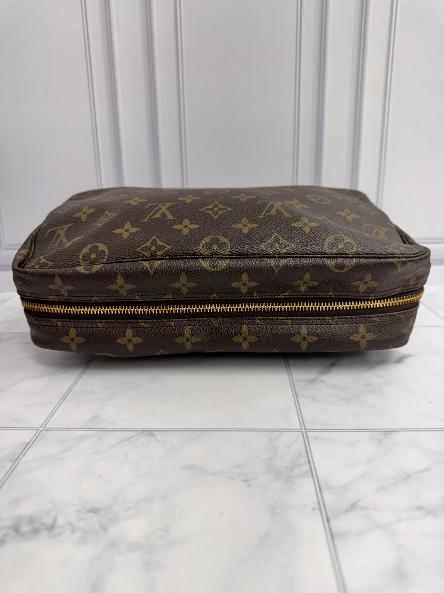 Louis Vuitton Monogram Trousse Toiletries 28