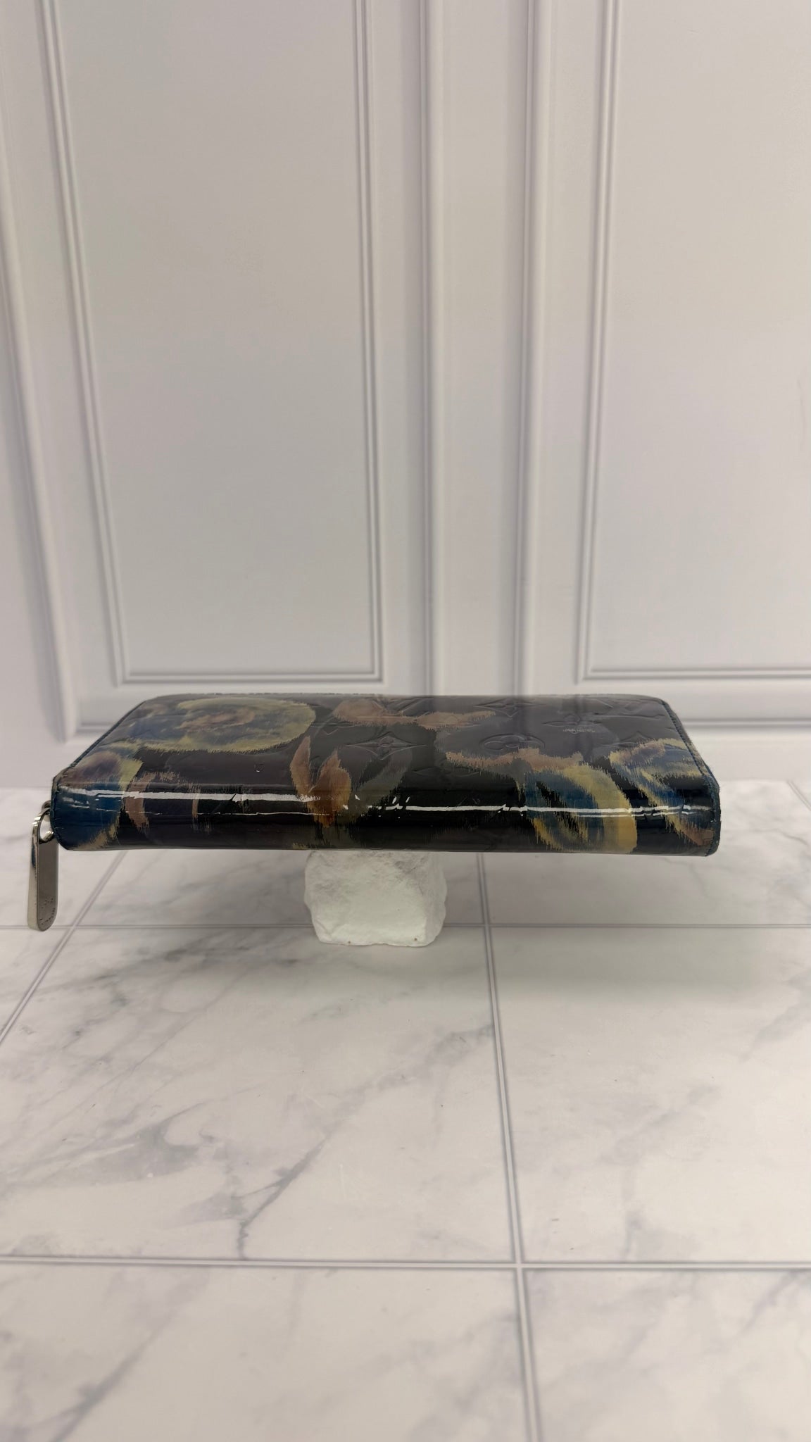 Louis Vuitton Blue Vernis Leather Ikat Zippy Wallet 