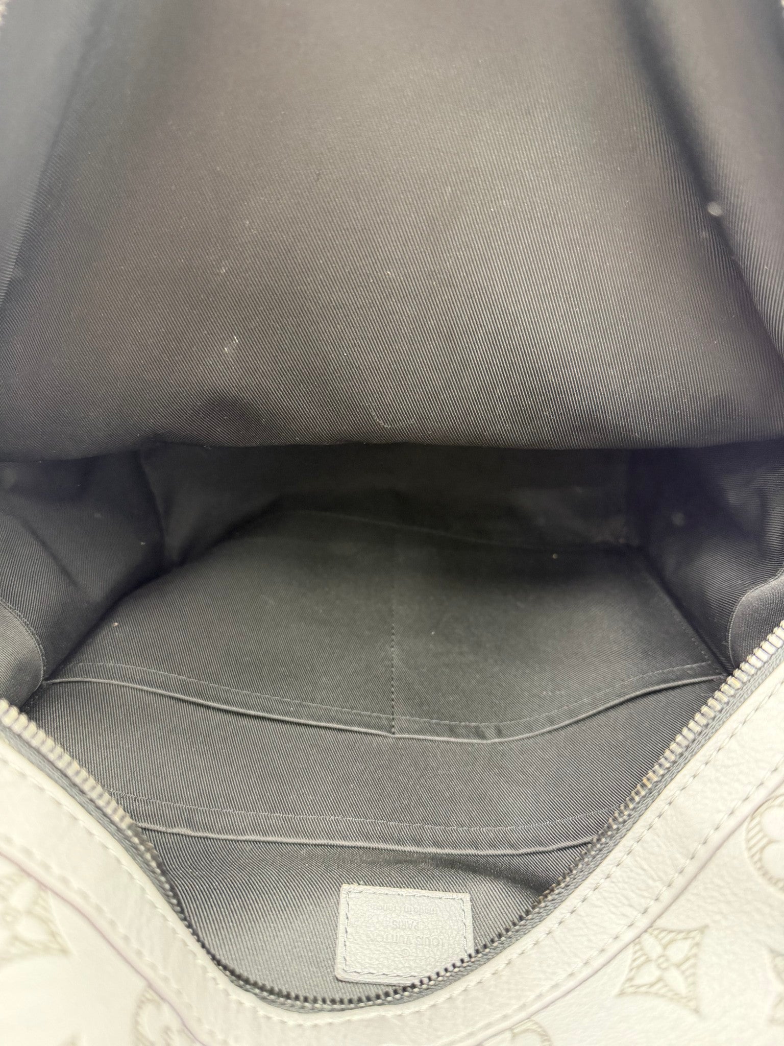 Louis Vuitton Gray Shadow Leather Discovery Backpack