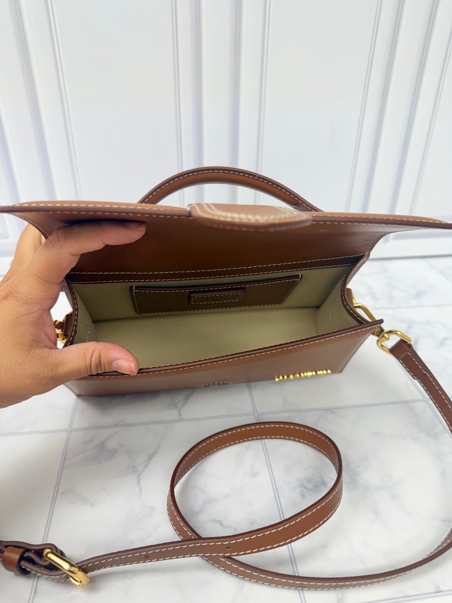 BRAND NEW - Jacquemus Light Brown Leather Le Grand Bambino 2Way Handbag