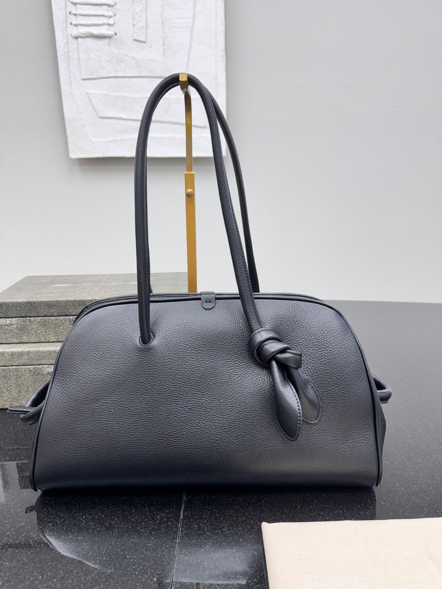 BRAND NEW - Jacquemus Black Grained Leather Le Turismo Shoulder Bag