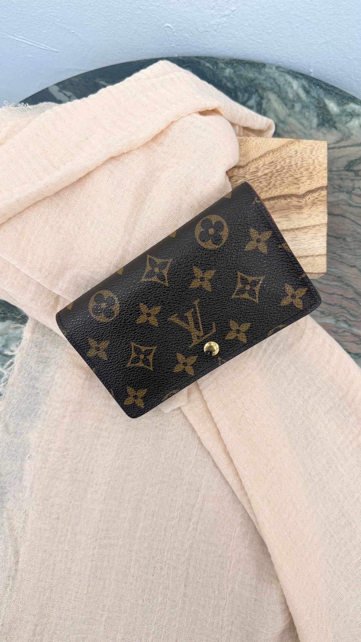 Louis Vuitton Monogram Tresor Compact Wallet
