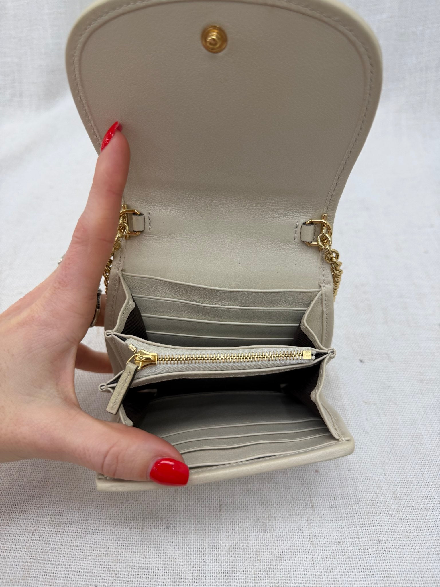 Gucci Ivory Leather Blondie Chain Shoulder Bag