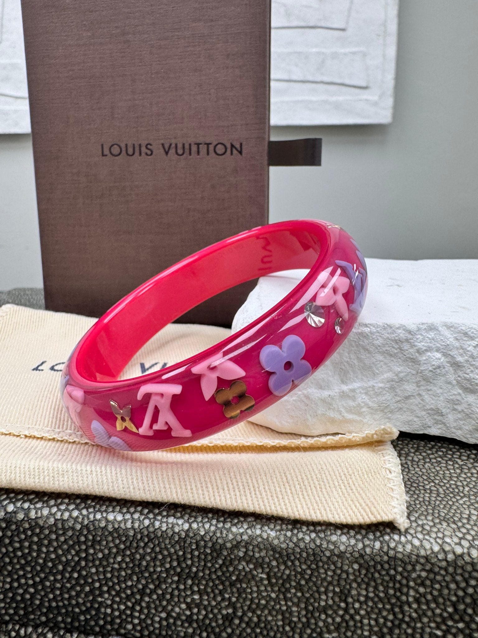 Louis Vuitton Pink Resin Inclusion Bangle Bracelet PM