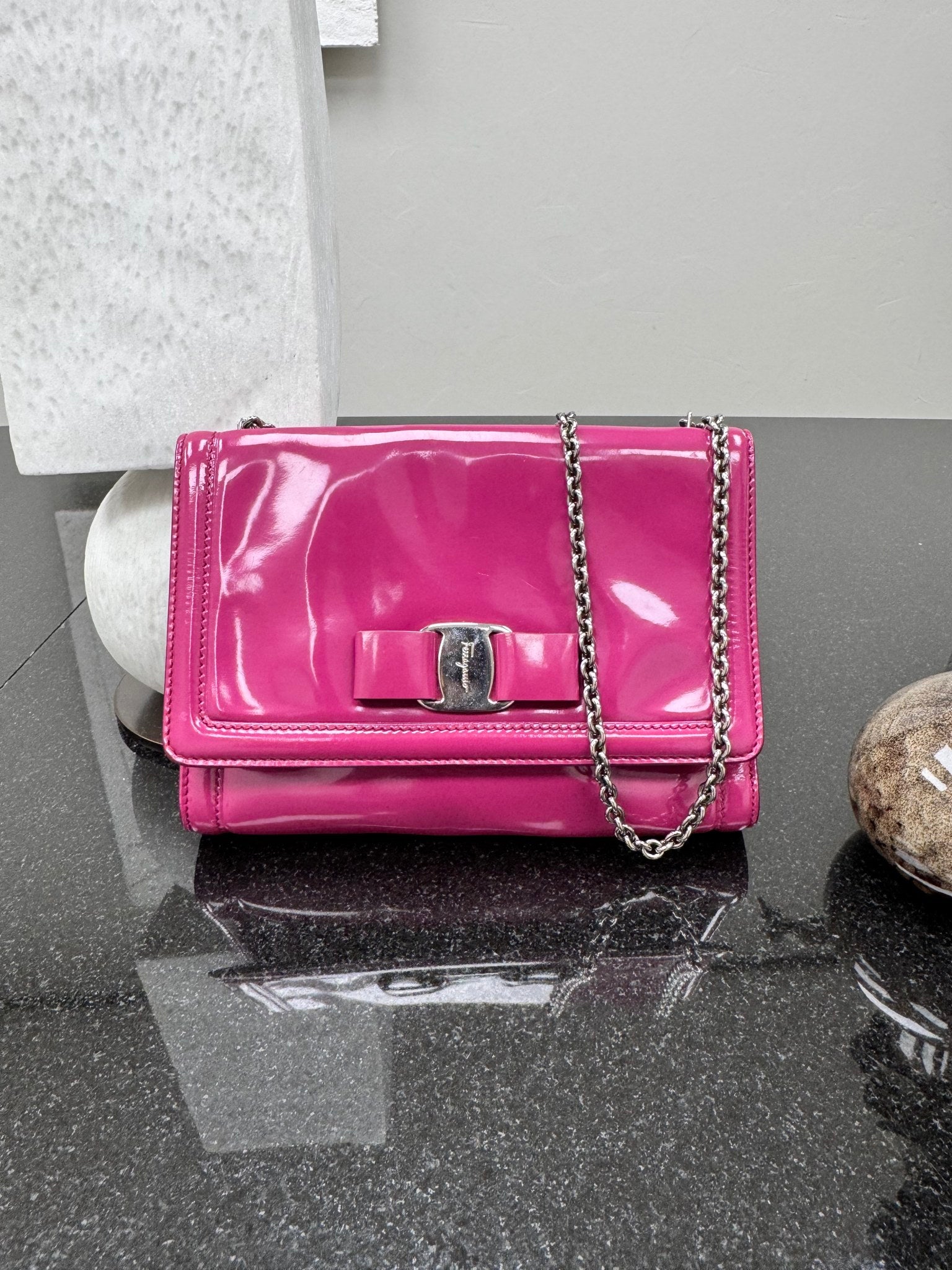 Salvatore Ferragamo Pink Patent Leather Ginny Vera Bow Chain Crossbody Bag