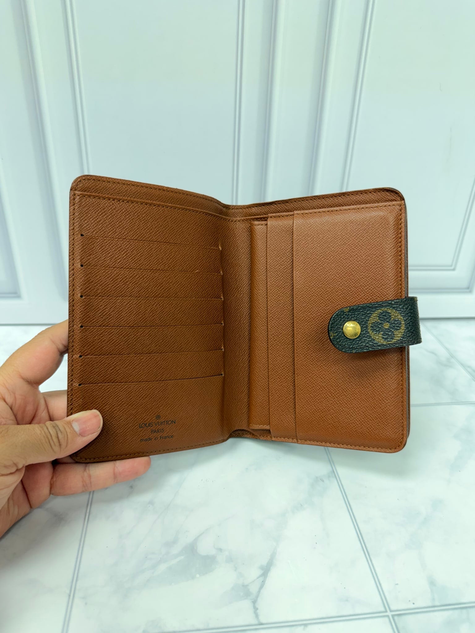 Louis Vuitton Monogram Porte Papier Bifold Zippy Wallet 