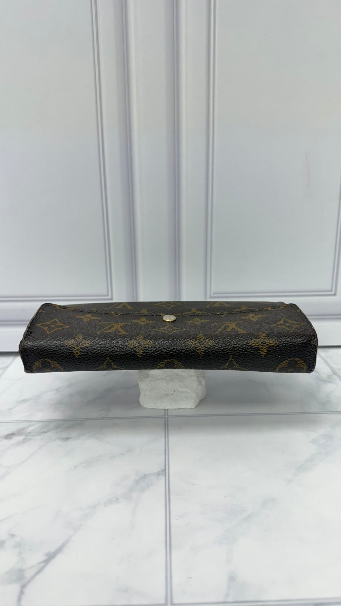 Louis Vuitton Monogram Sarah Wallet 
