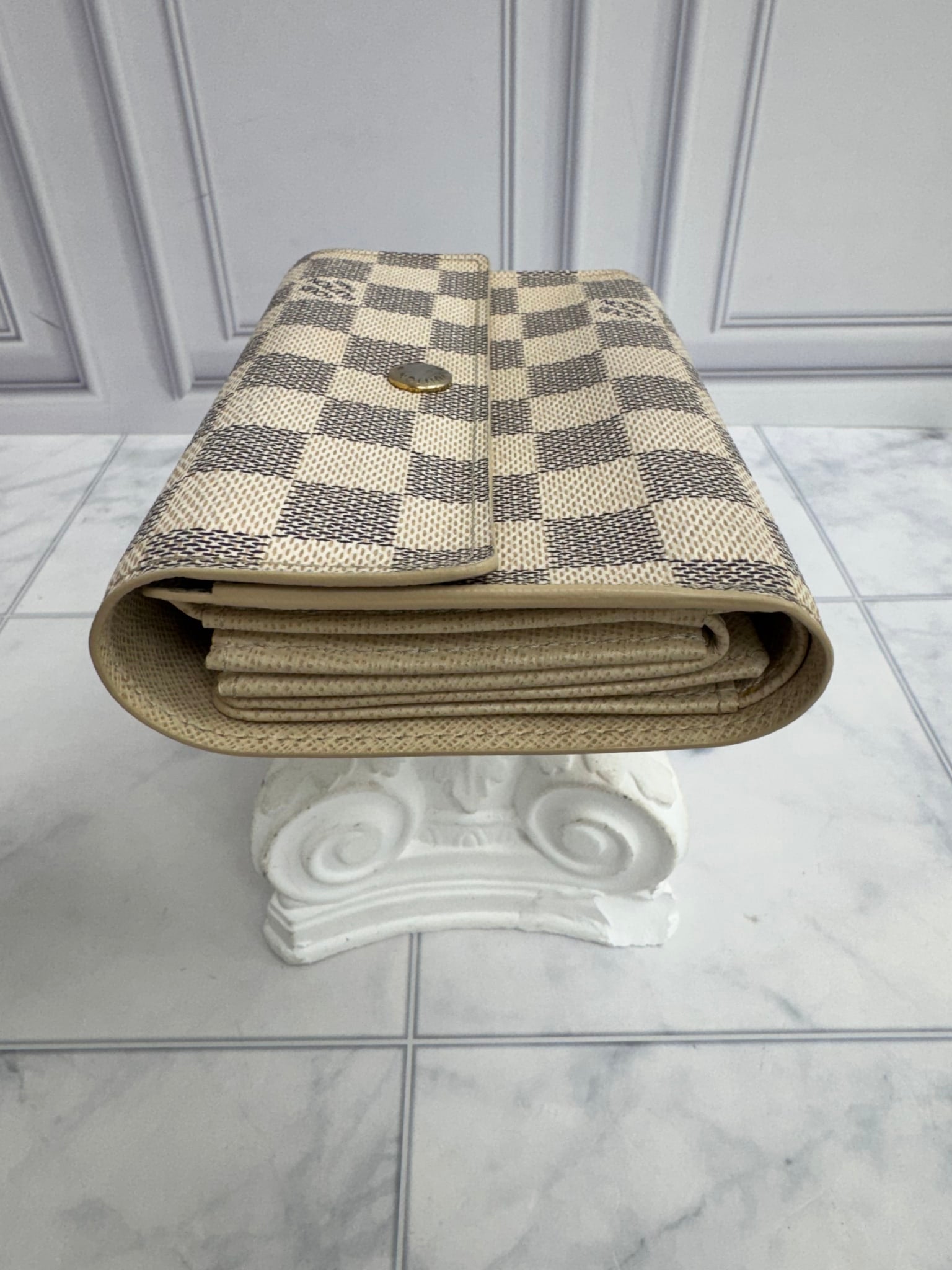 Louis Vuitton Damier Azur Alexandra Wallet