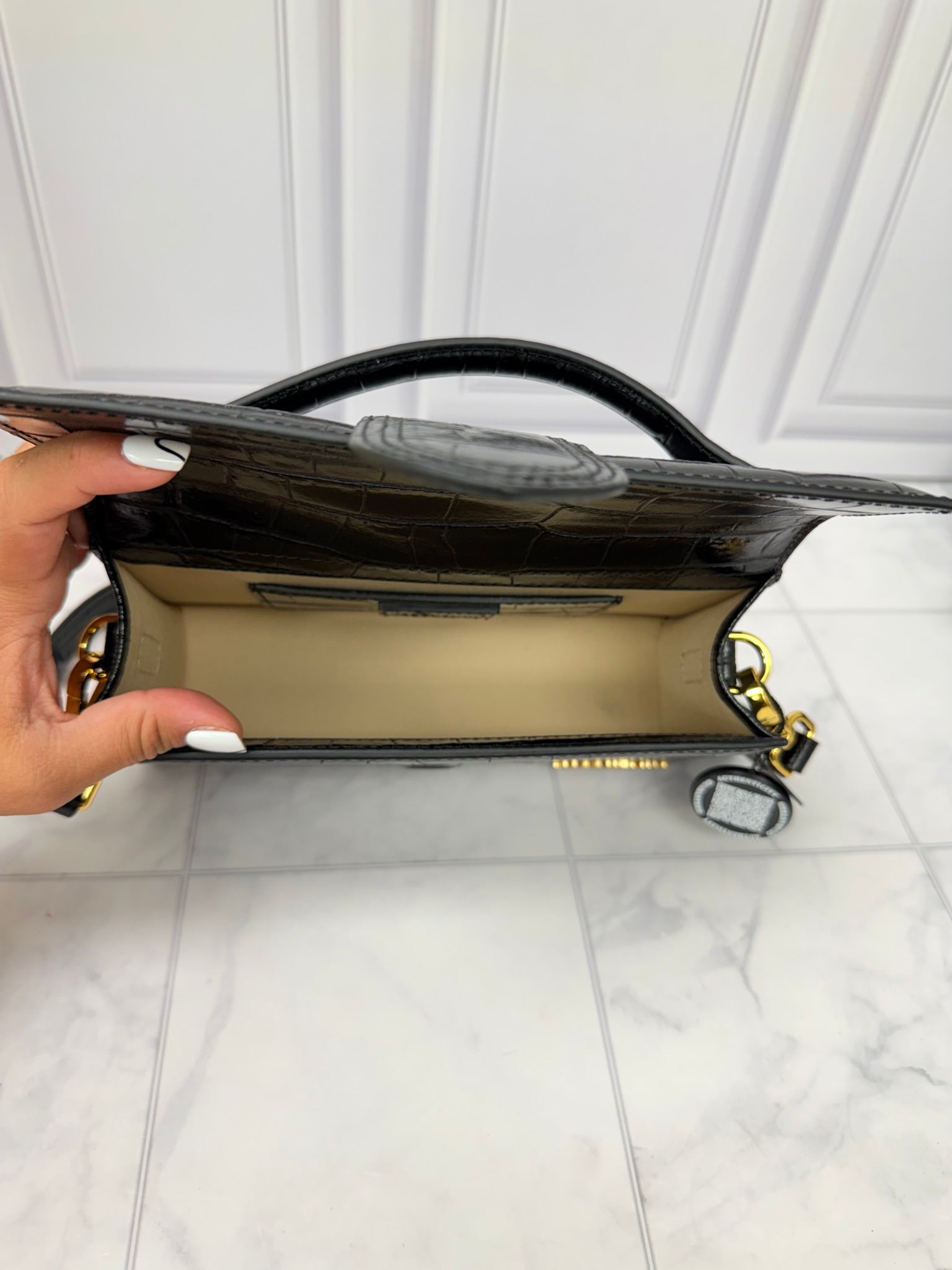 BRAND NEW - Jacquemus Black Croc Embossed Leather Le Grand Bambino Handbag 2Way Handbag