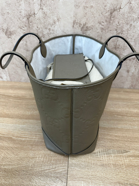 https://res.cloudinary.com/dyql5hig8/image/upload/v1756831415/d892gzo7rboxwjcjipsi.jpg